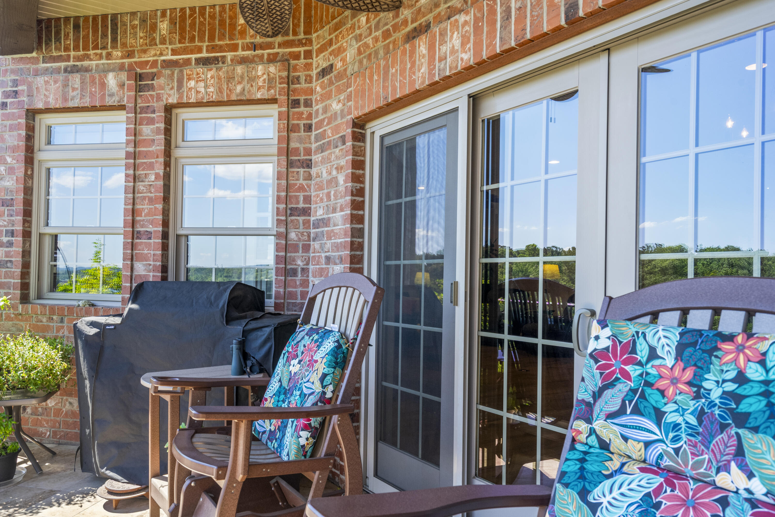 1207 Riverstone Drive Property Photo 10