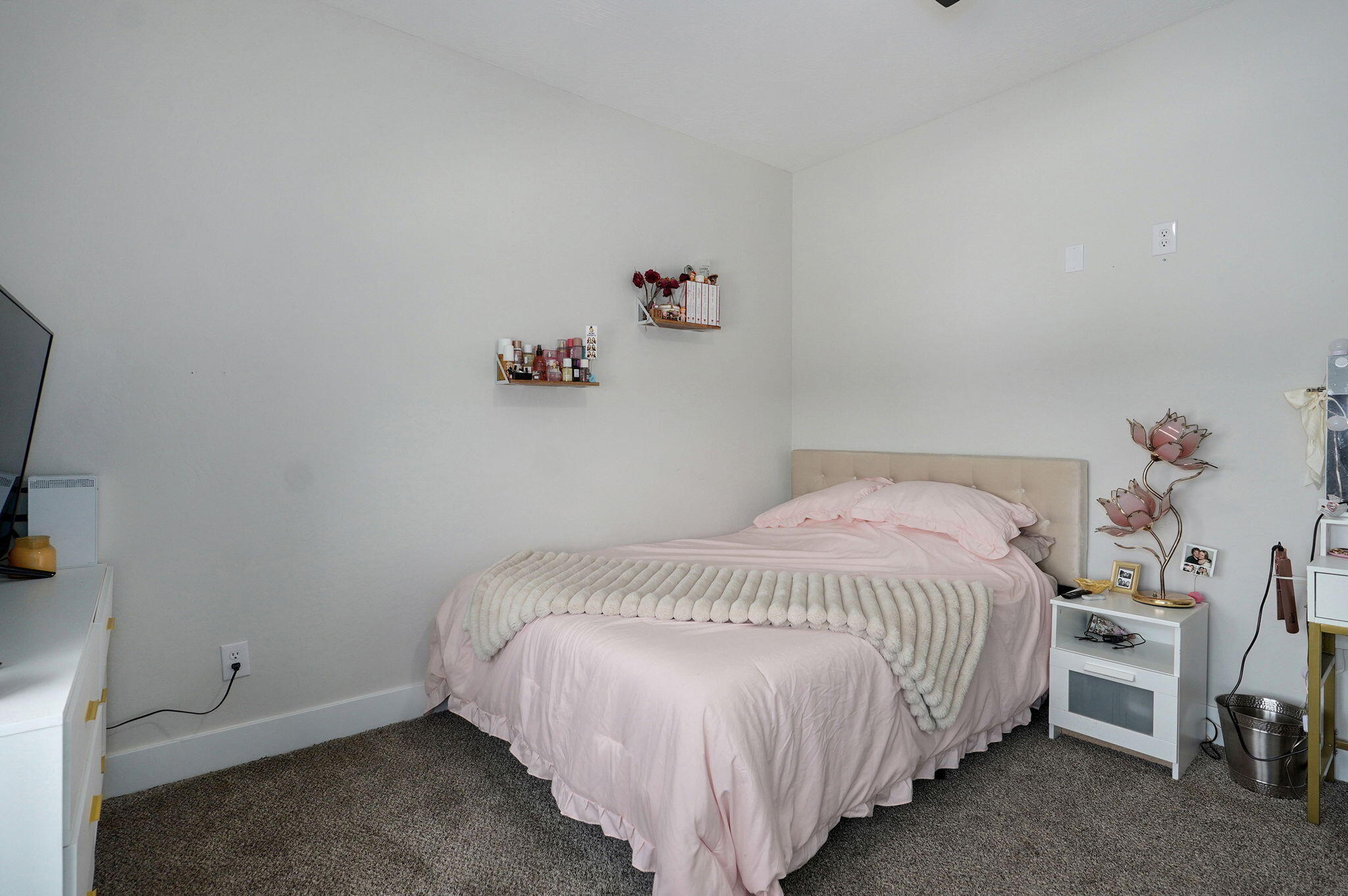 4911 South Burrows Avenue Property Photo 34