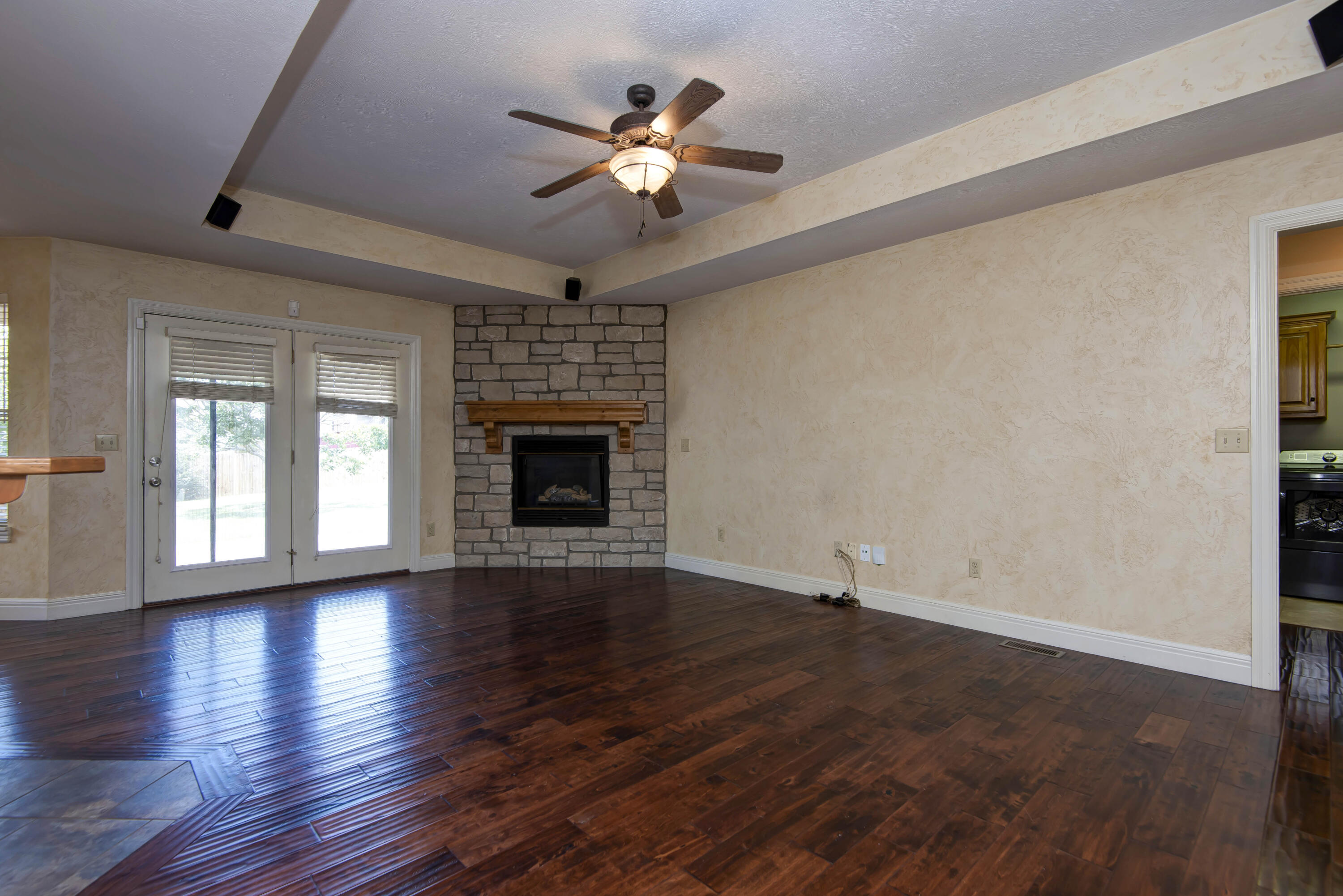 439 South River Birch Drive Property Photo 5