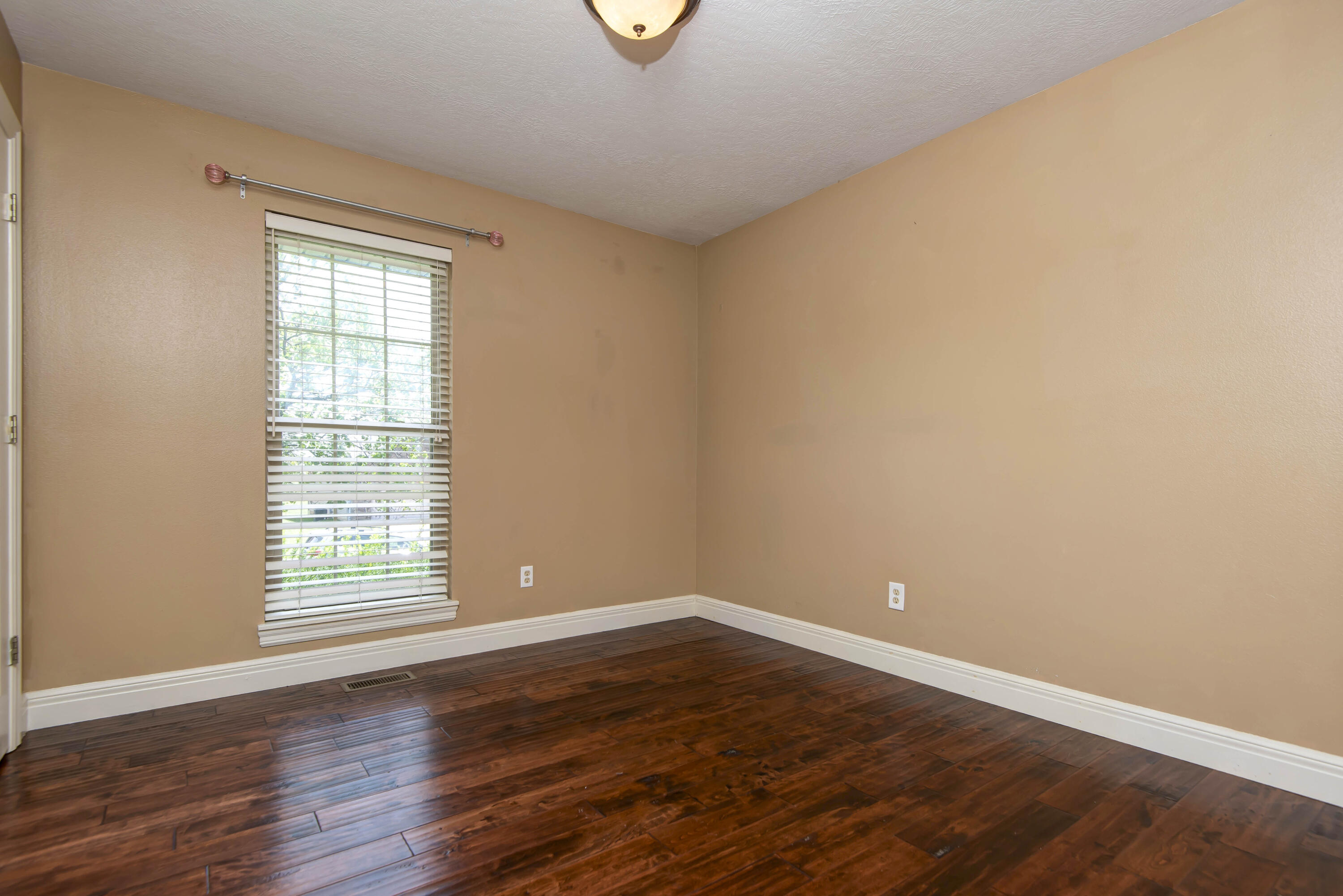 439 South River Birch Drive Property Photo 20