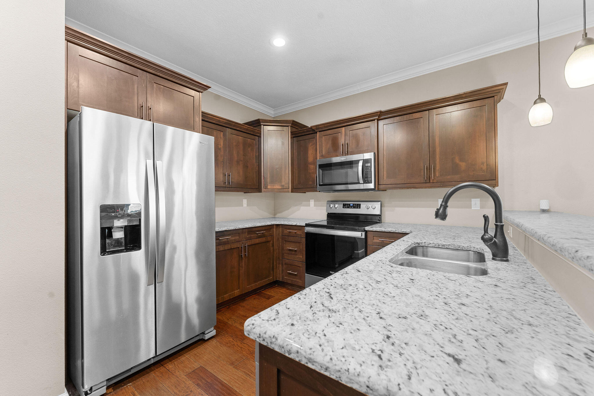 311 Stillwood Drive Property Photo 4