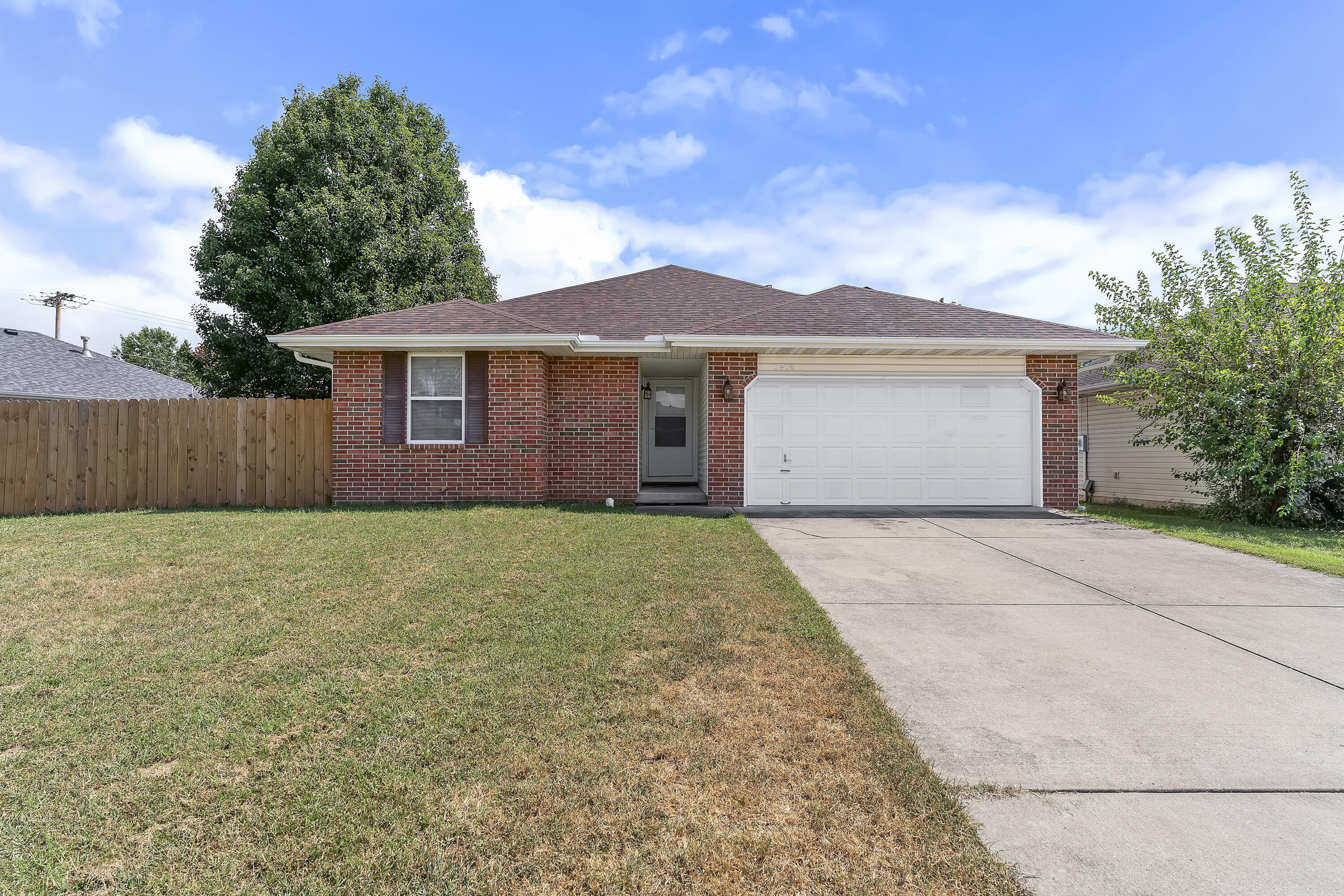 3208 West Scott Street Property Photo 1