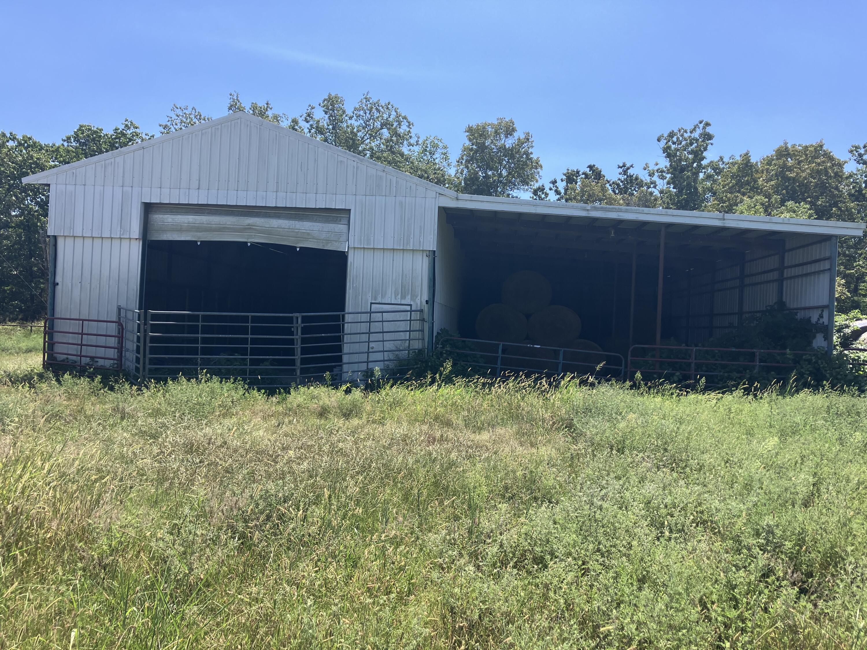 000 County Road 7040 Property Photo 6