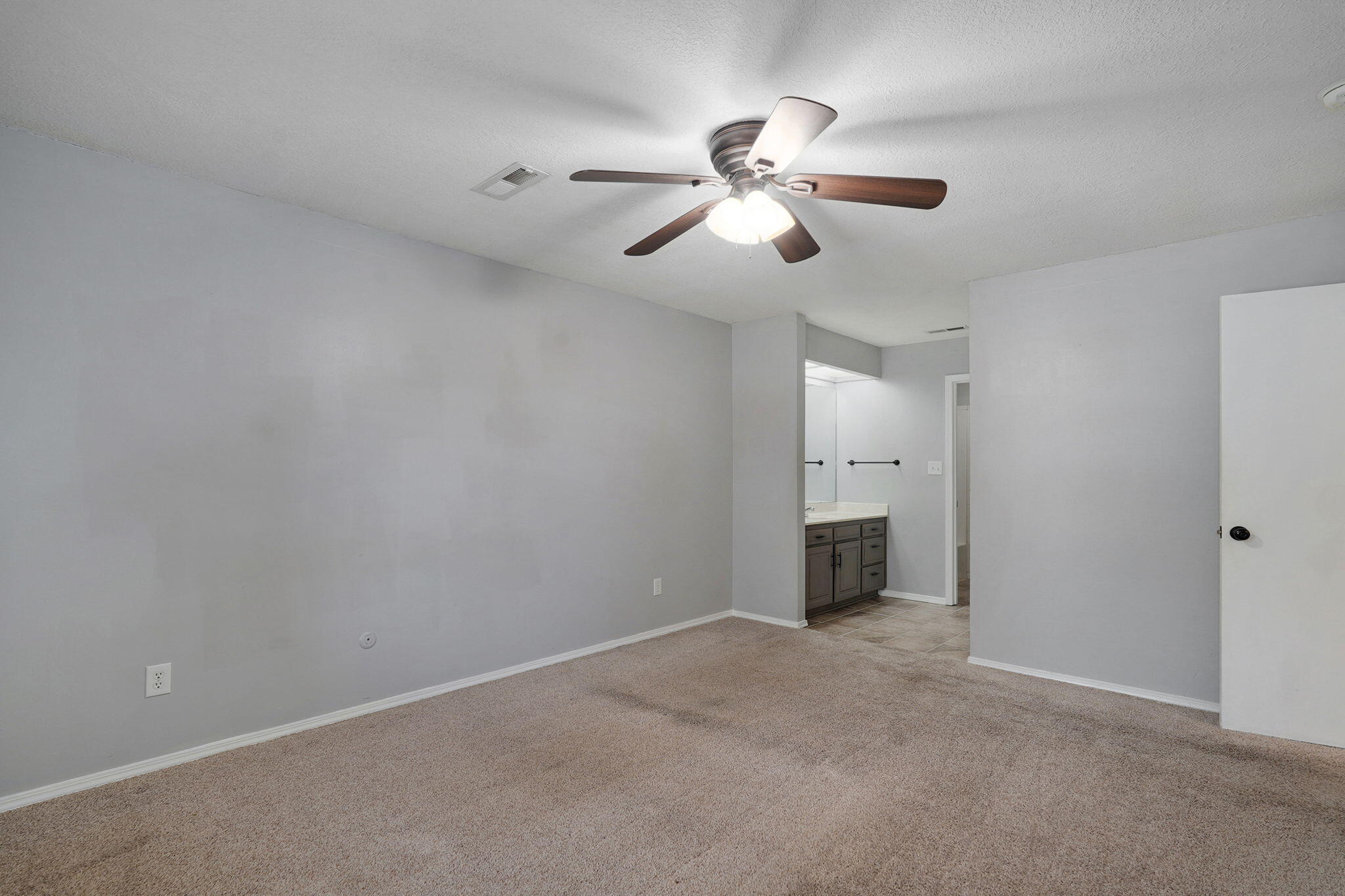 2771 West Westview Street Property Photo 20
