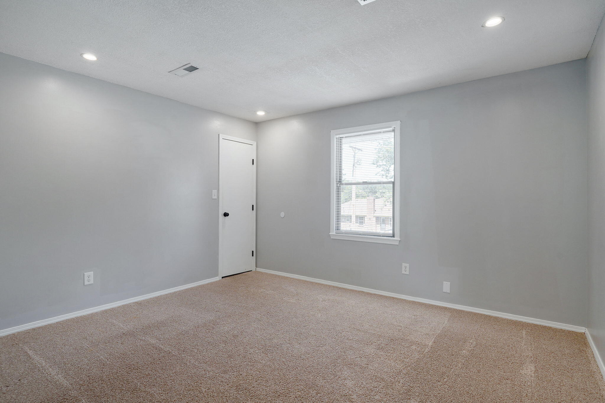 2771 West Westview Street Property Photo 25
