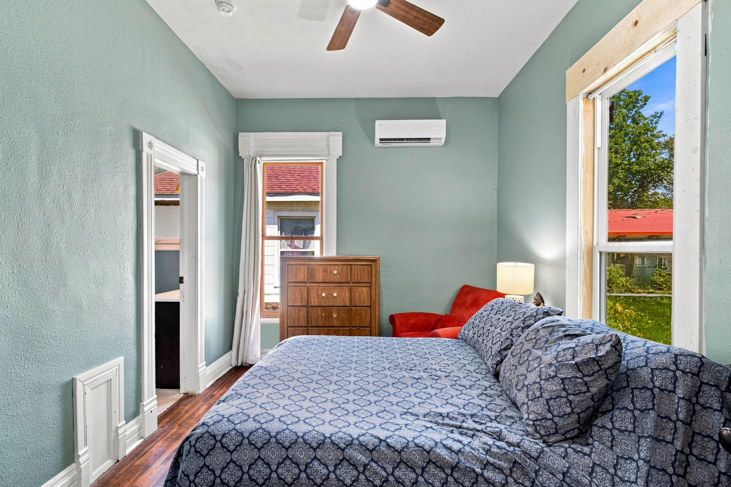 401 2nd Street Property Photo 16