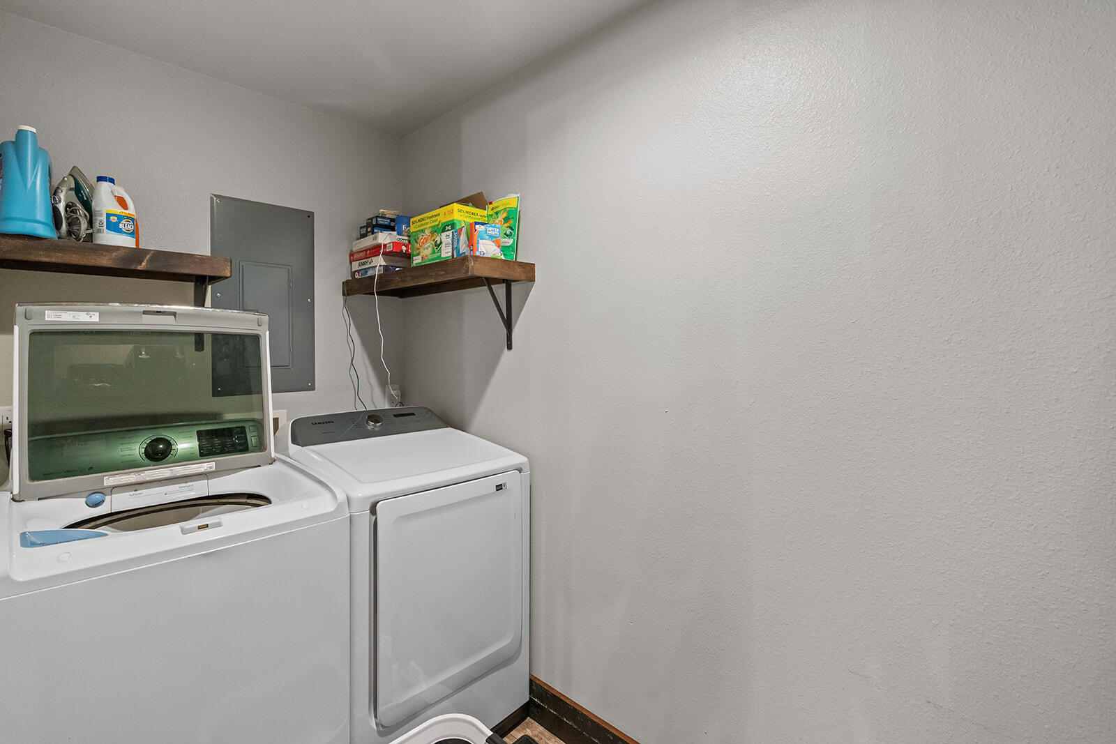 29209 Station Lane Property Photo 16