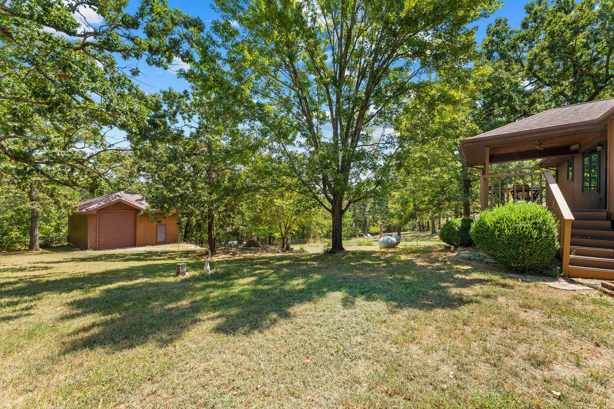 107 Oak Drive Property Photo 5