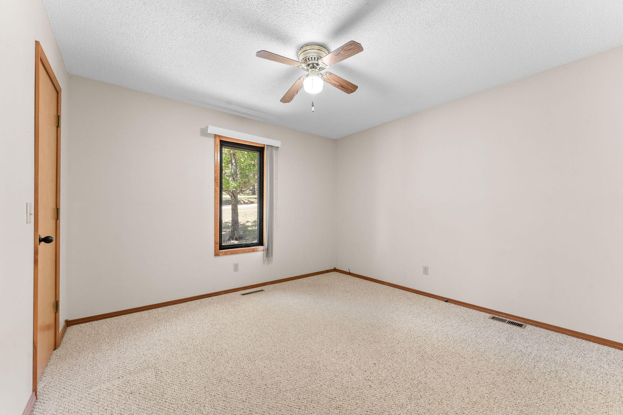 107 Oak Drive Property Photo 28