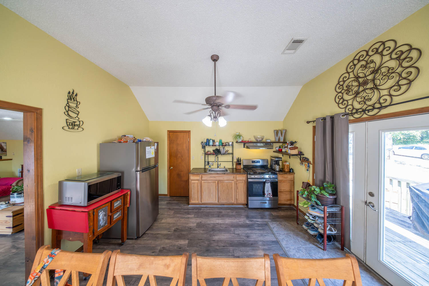 11092 Highway 9 Property Photo 5