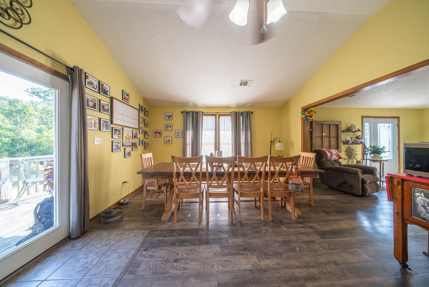 11092 Highway 9 Property Photo 7