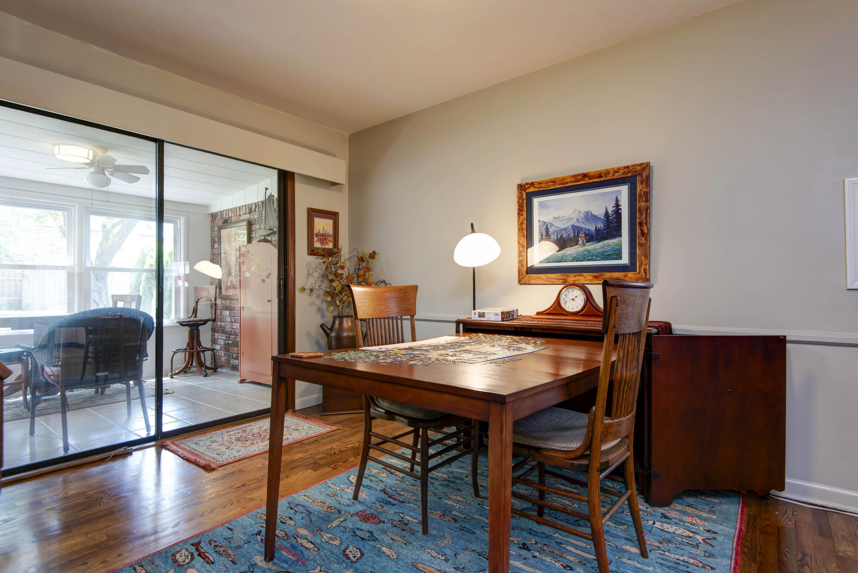 1842 East Sunset Drive Property Photo 8