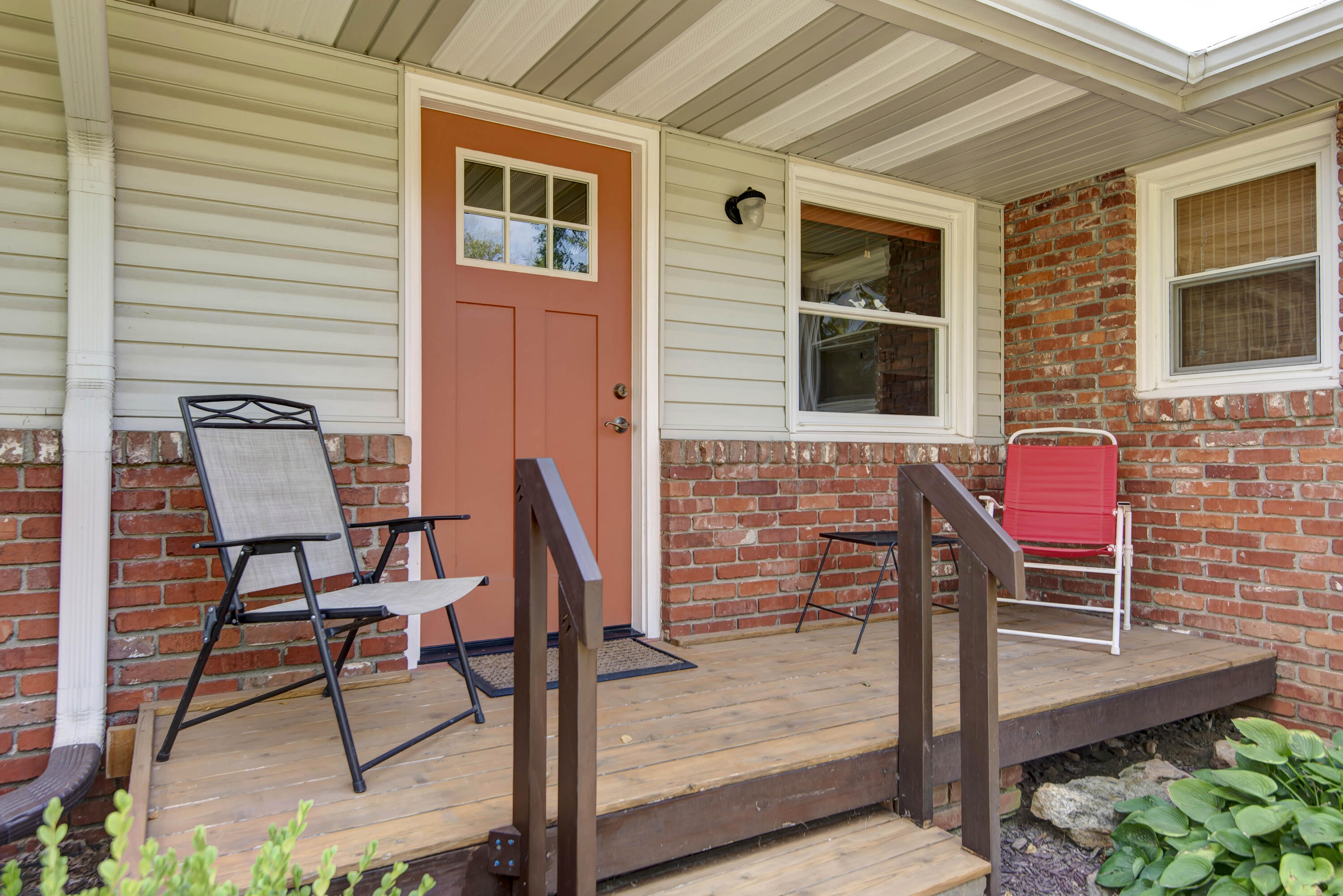 1842 East Sunset Drive Property Photo 8