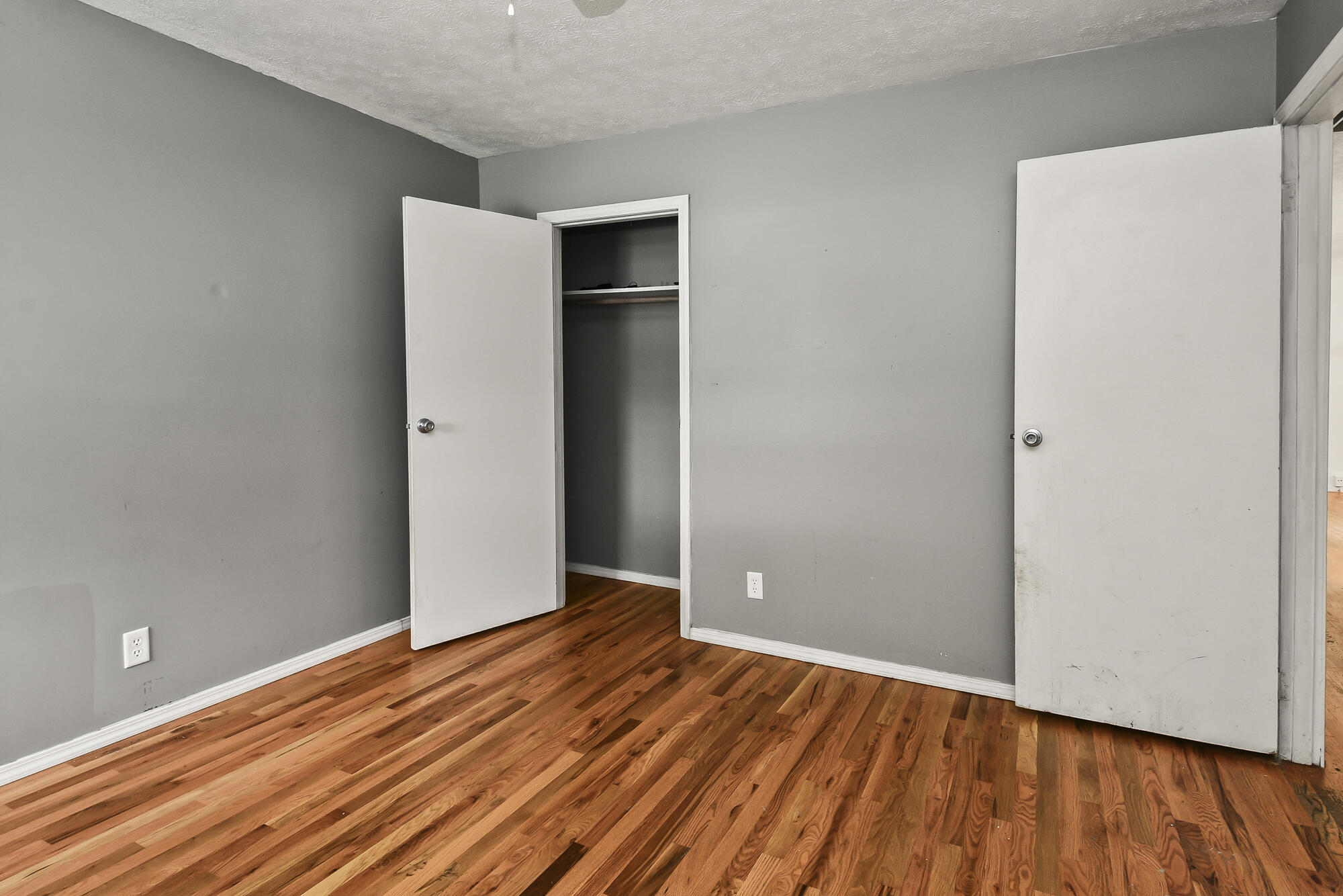 1317 East Cambridge Street Property Photo 22