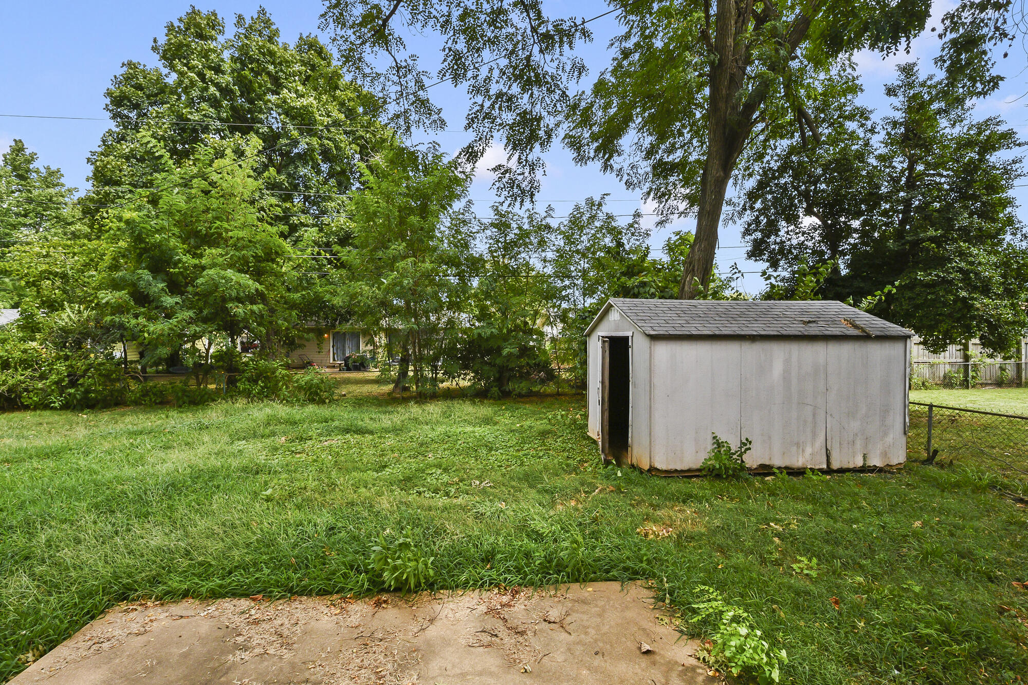 1317 East Cambridge Street Property Photo 30