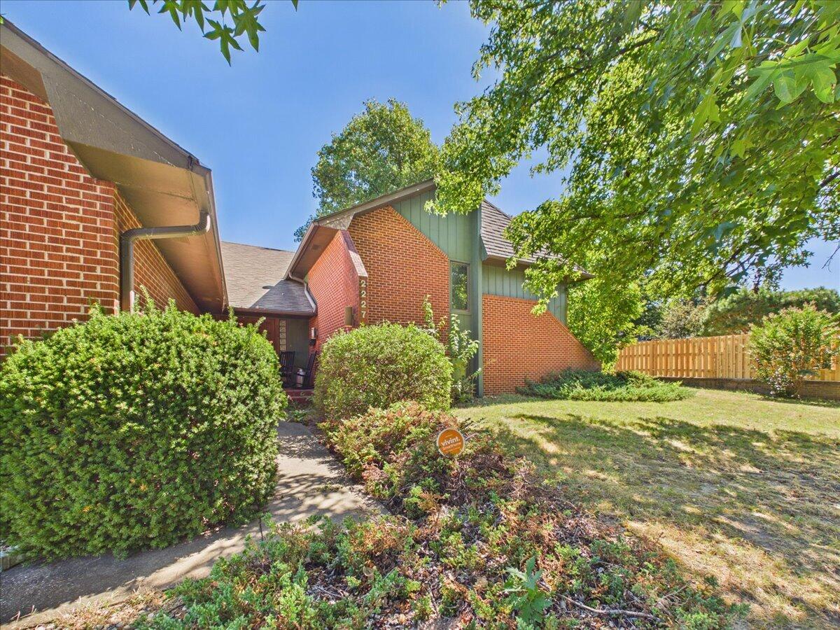2227 Carolina Avenue Property Photo 7