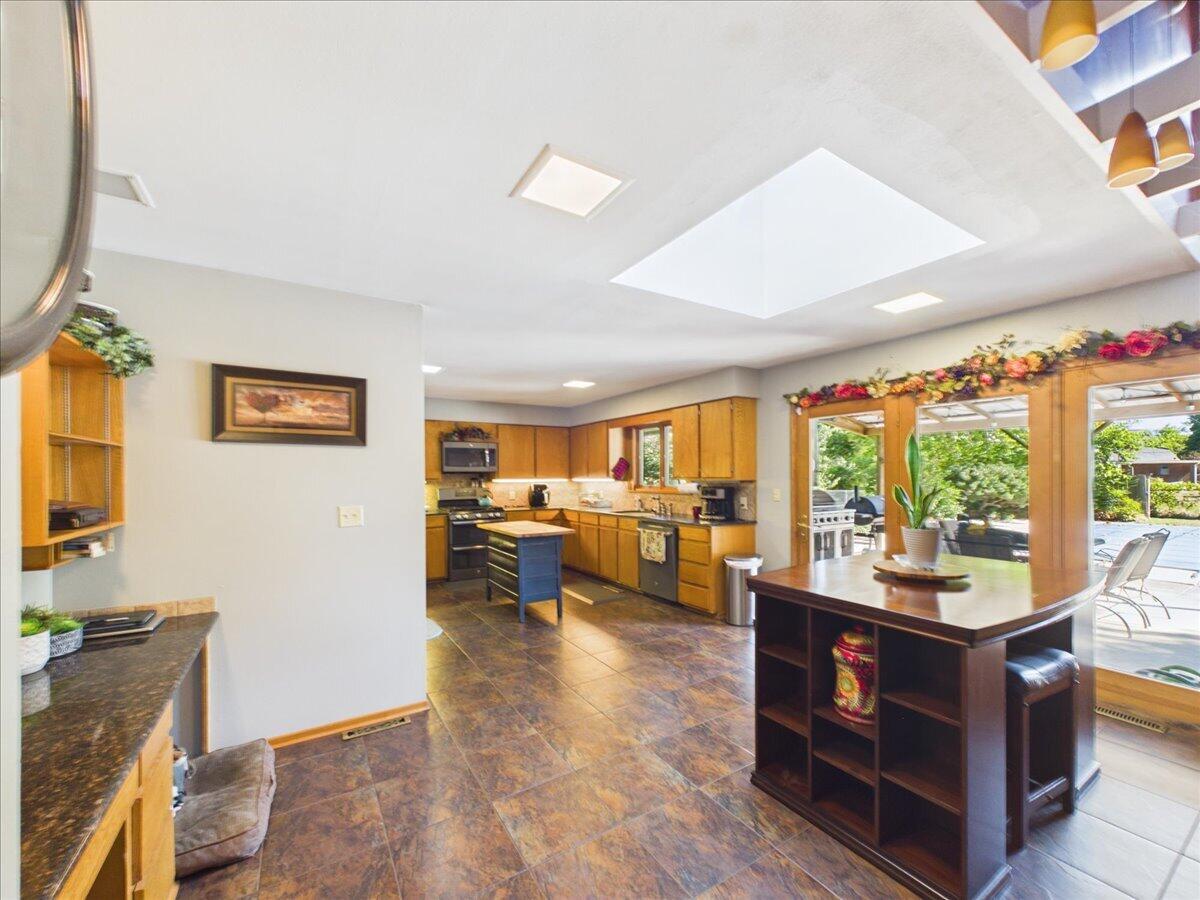 2227 Carolina Avenue Property Photo 55