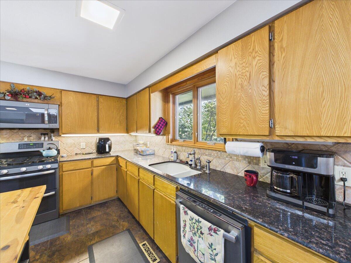 2227 Carolina Avenue Property Photo 61