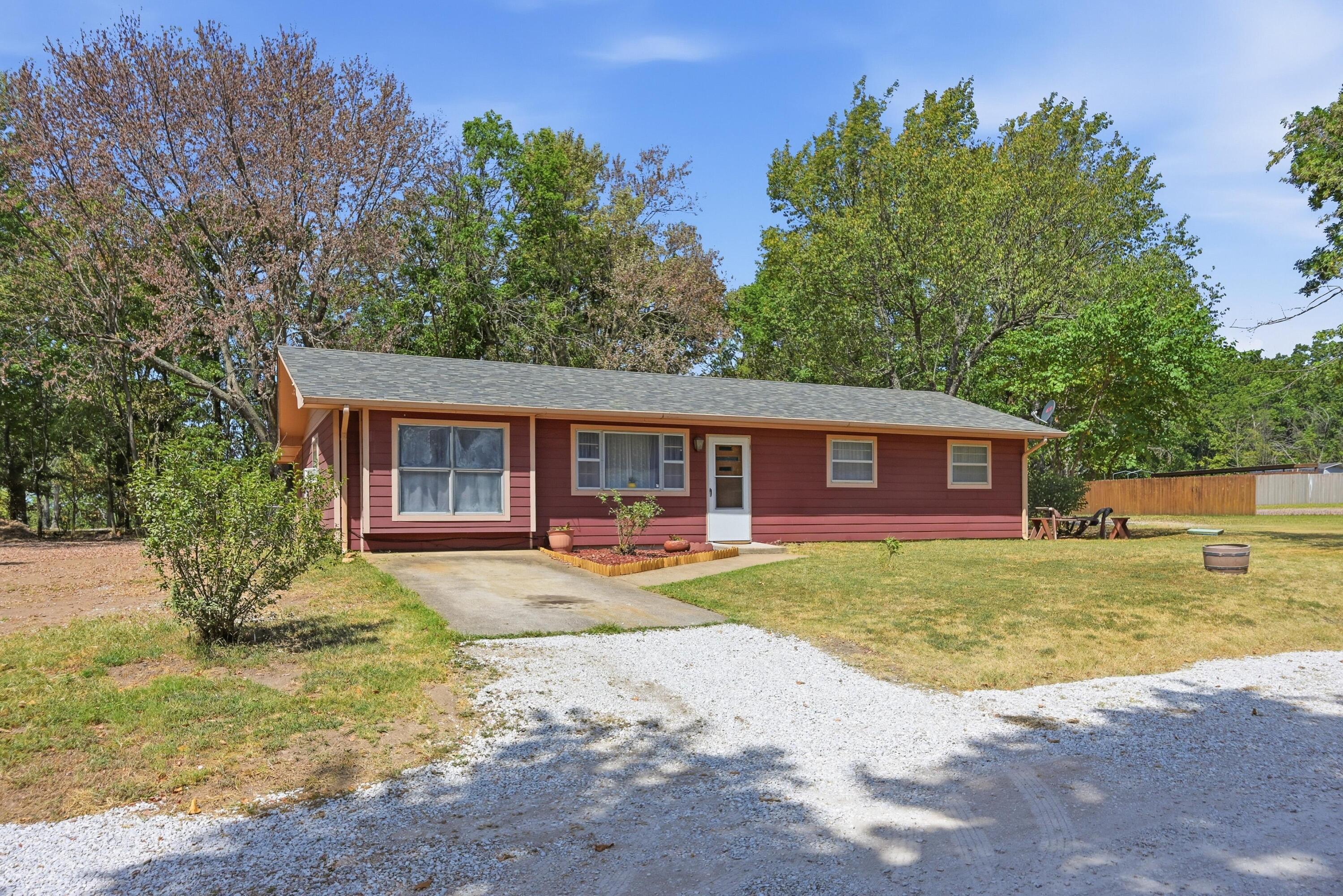 21400 Katy Lane Property Photo 3