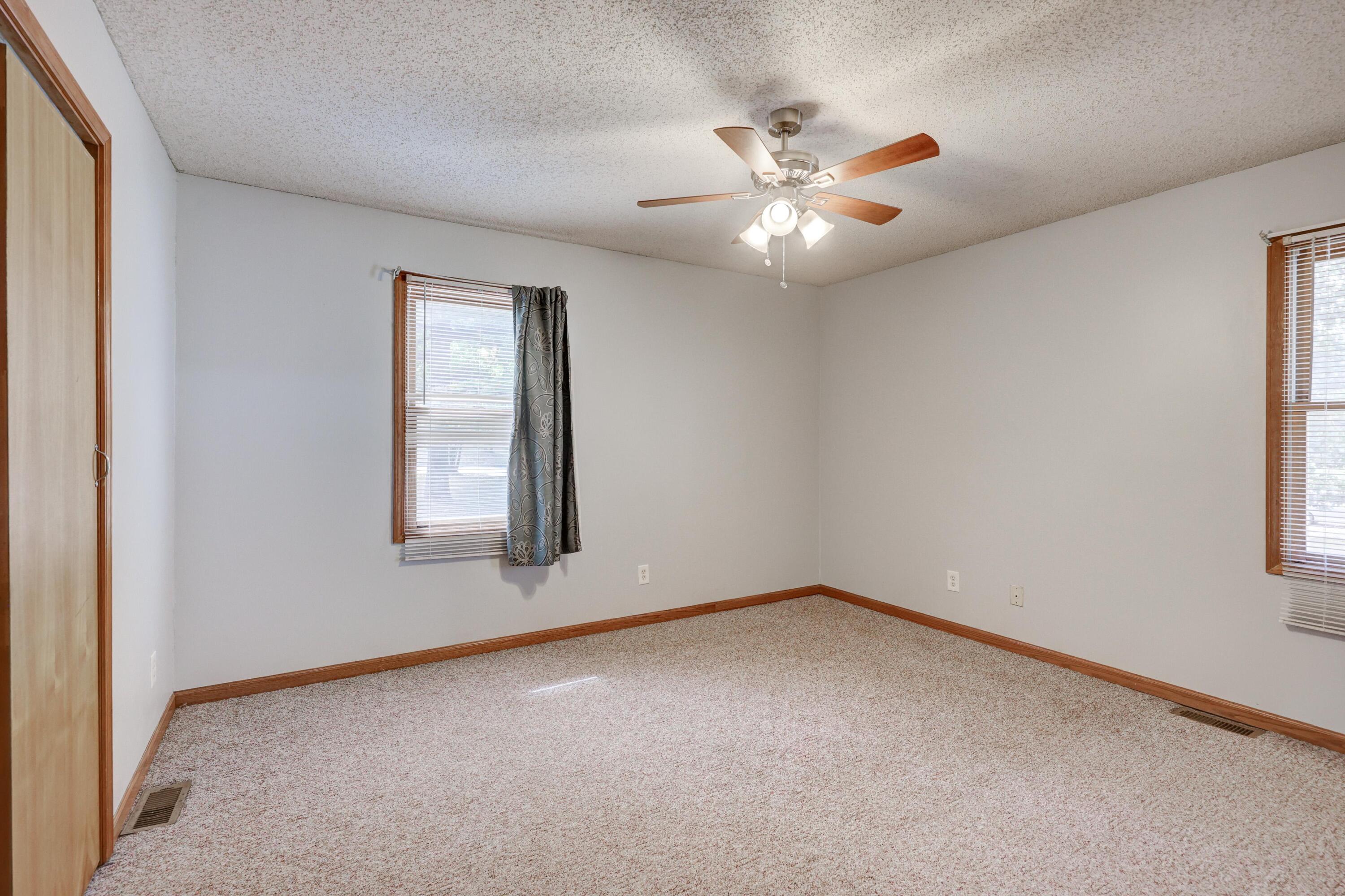 1701 Hickory Hills Drive Property Photo 14