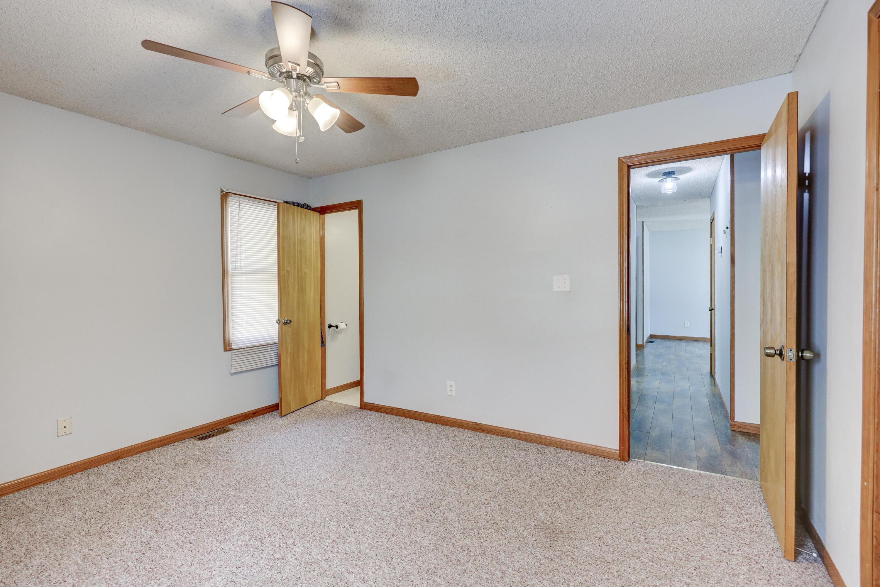 1701 Hickory Hills Drive Property Photo 15