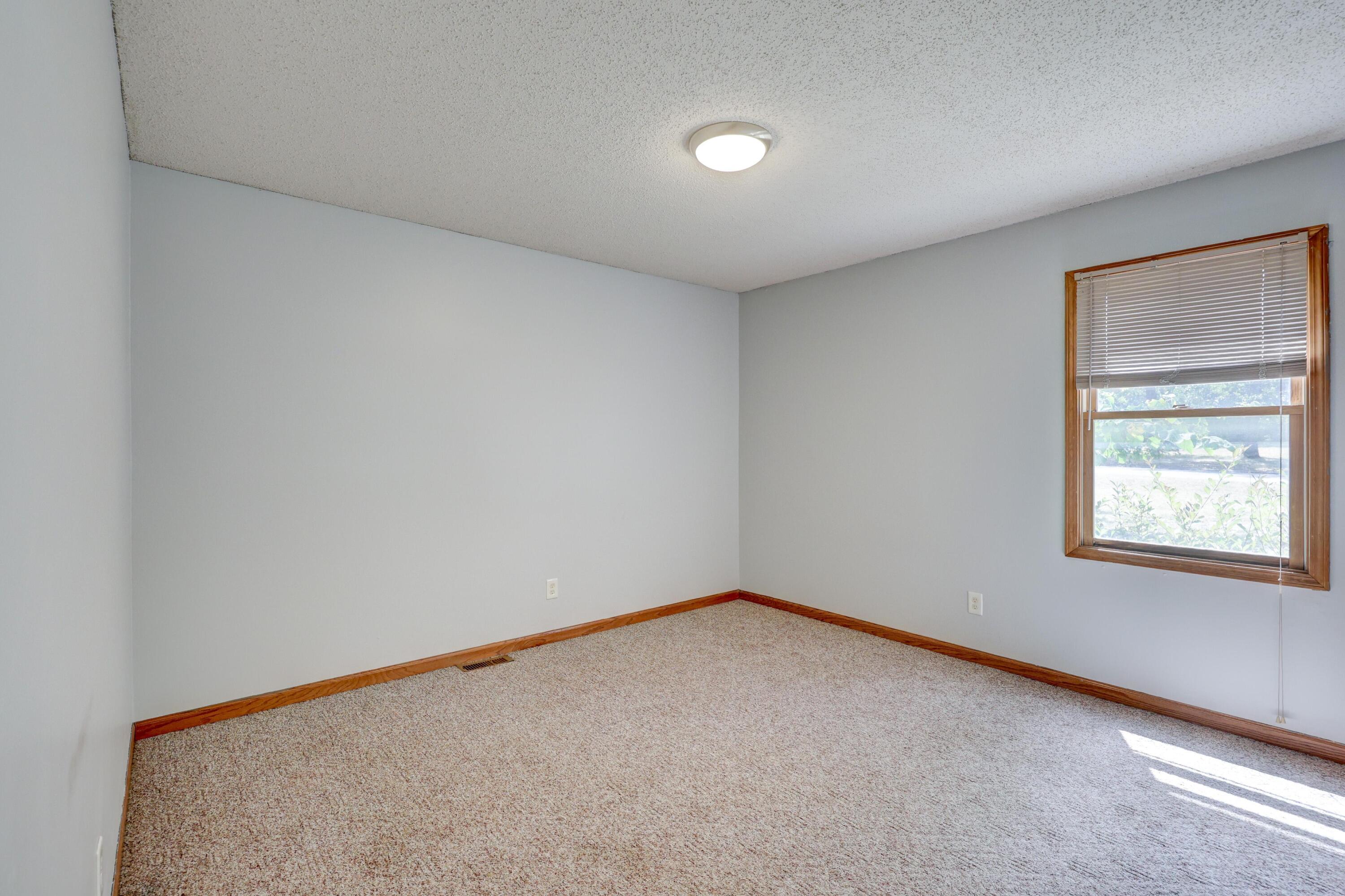 1701 Hickory Hills Drive Property Photo 19