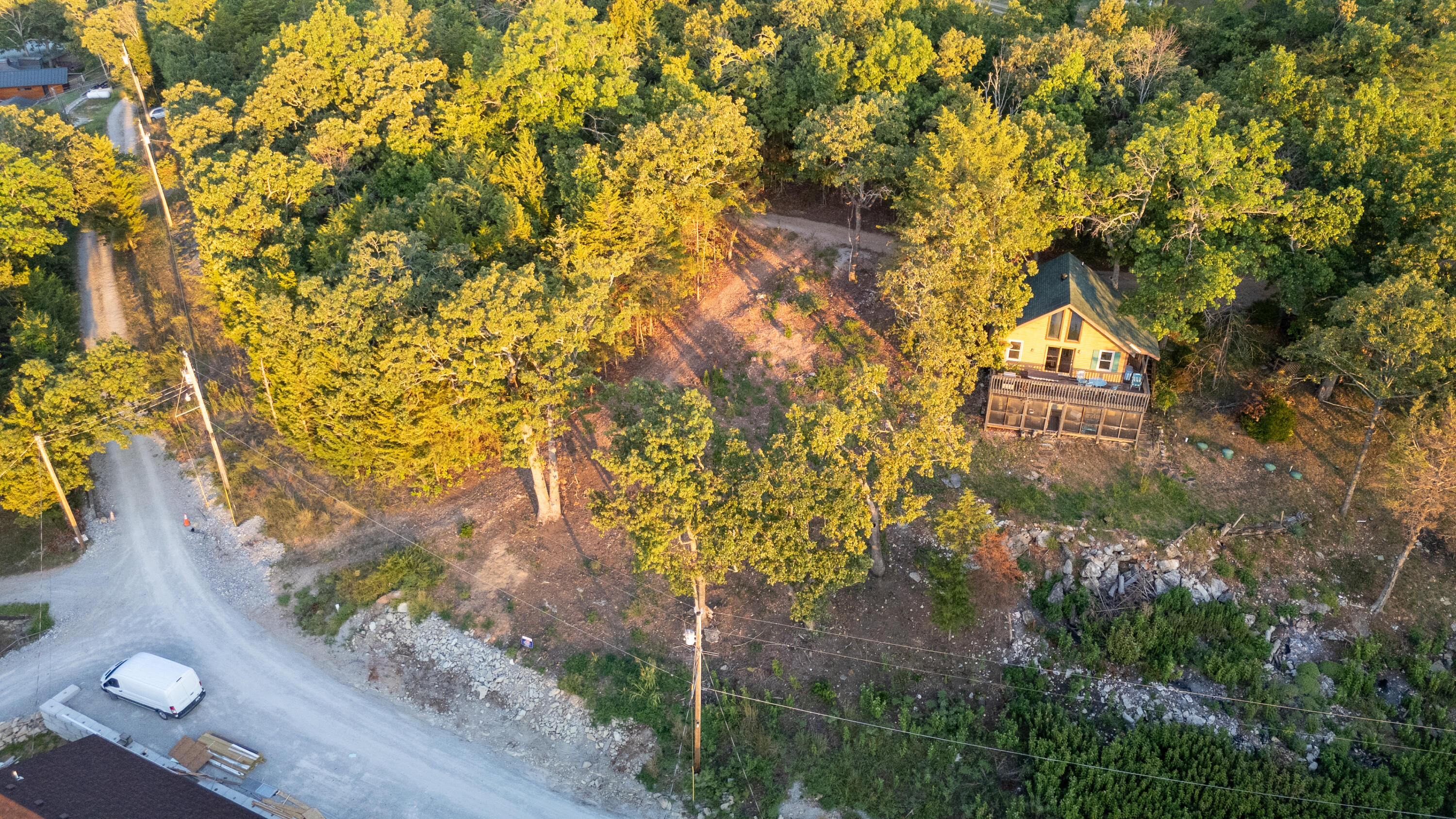 300 Scrolling Road Property Photo 4