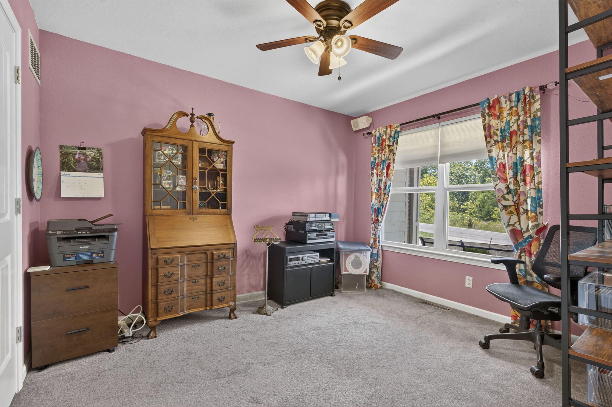 200 North Point Court Property Photo 17