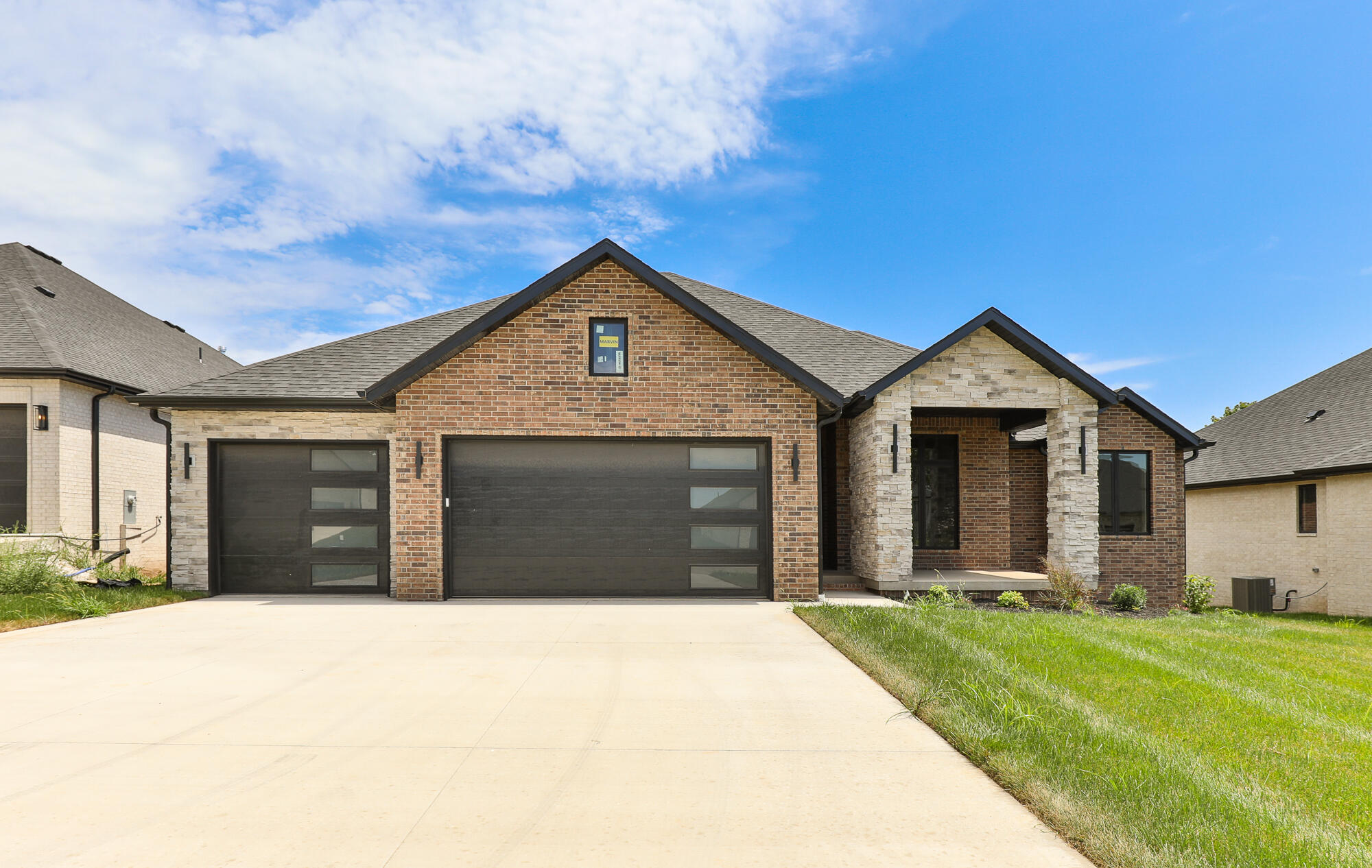 2038 North Silver Charm Avenue Property Photo 1