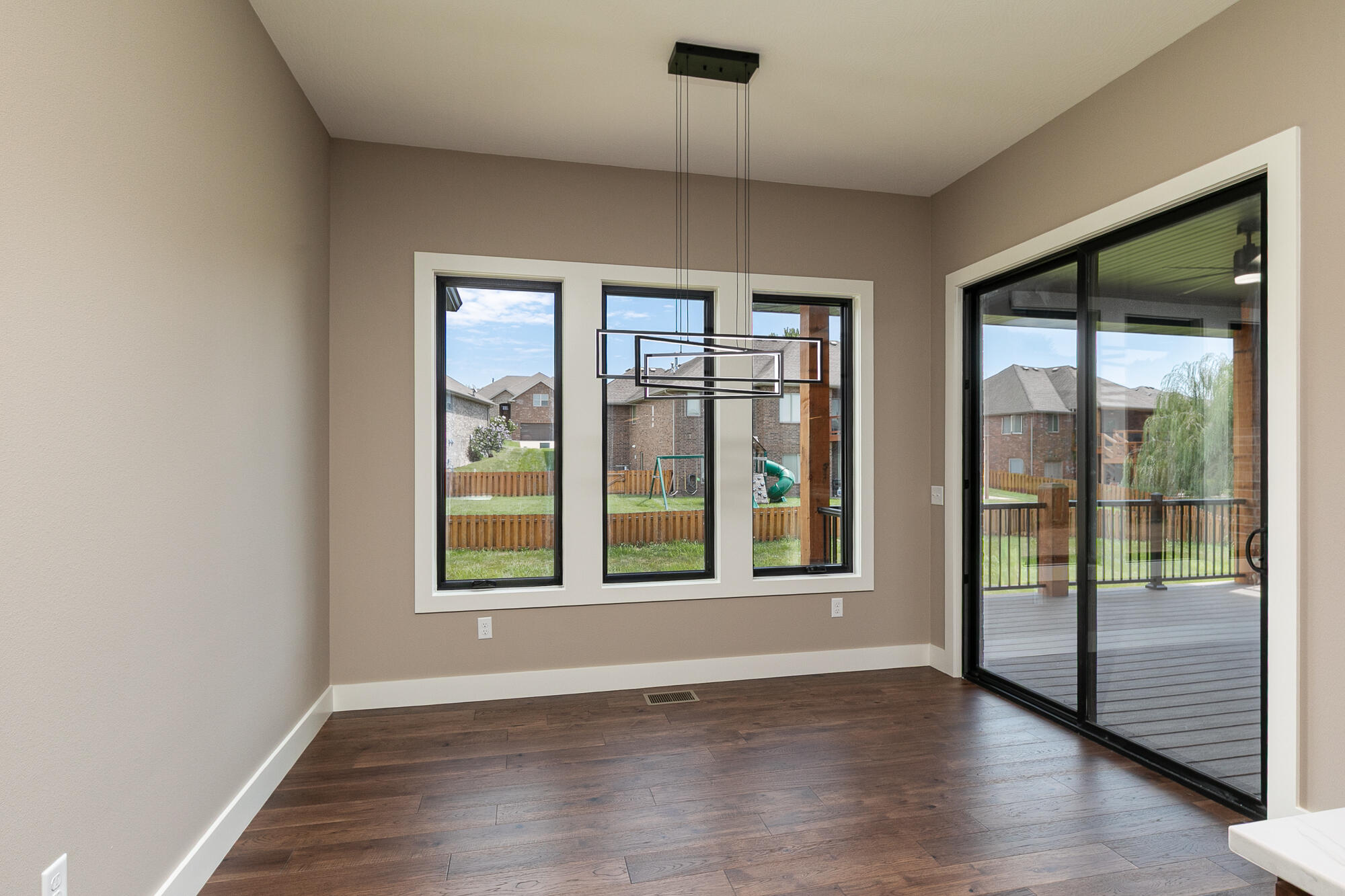 2038 North Silver Charm Avenue Property Photo 14