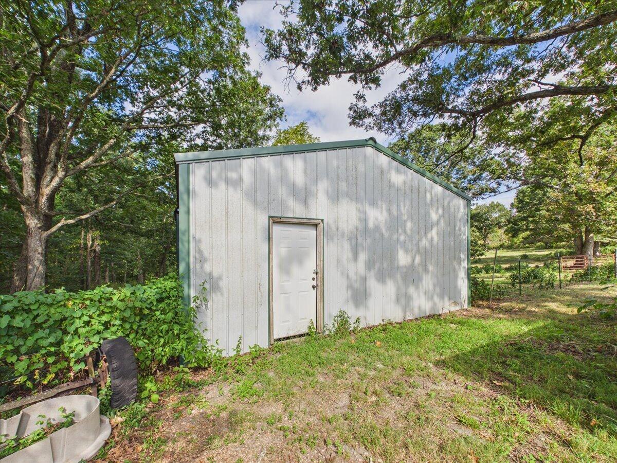 4731 Sellers Ford Road Property Photo 6