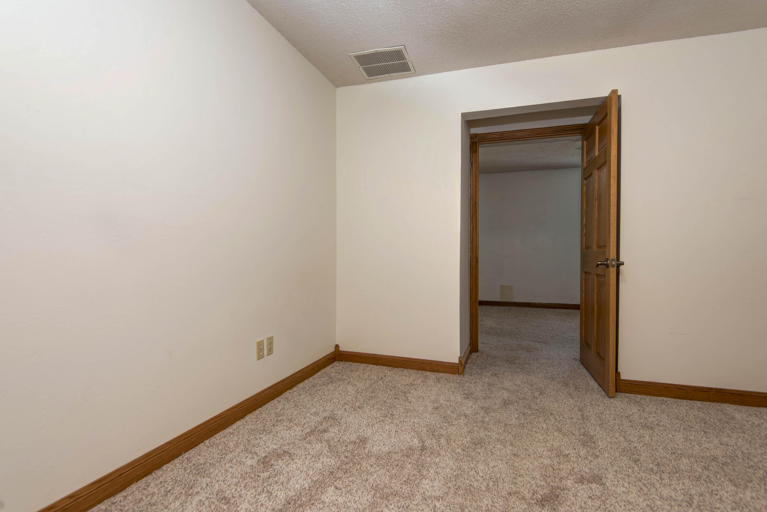 1433 North Emerald Hills Drive Property Photo 22