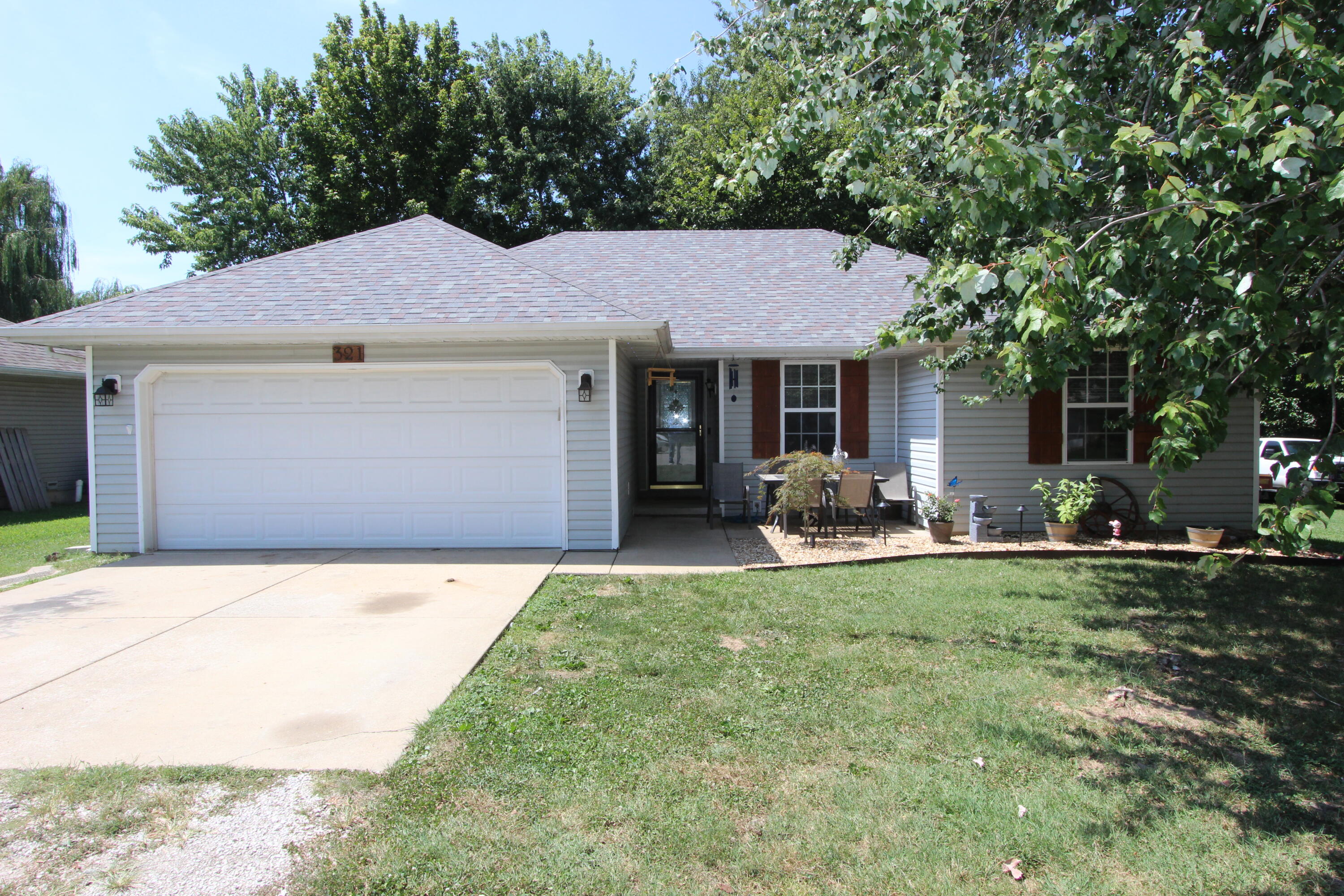 321 Shark Circle Property Photo 1