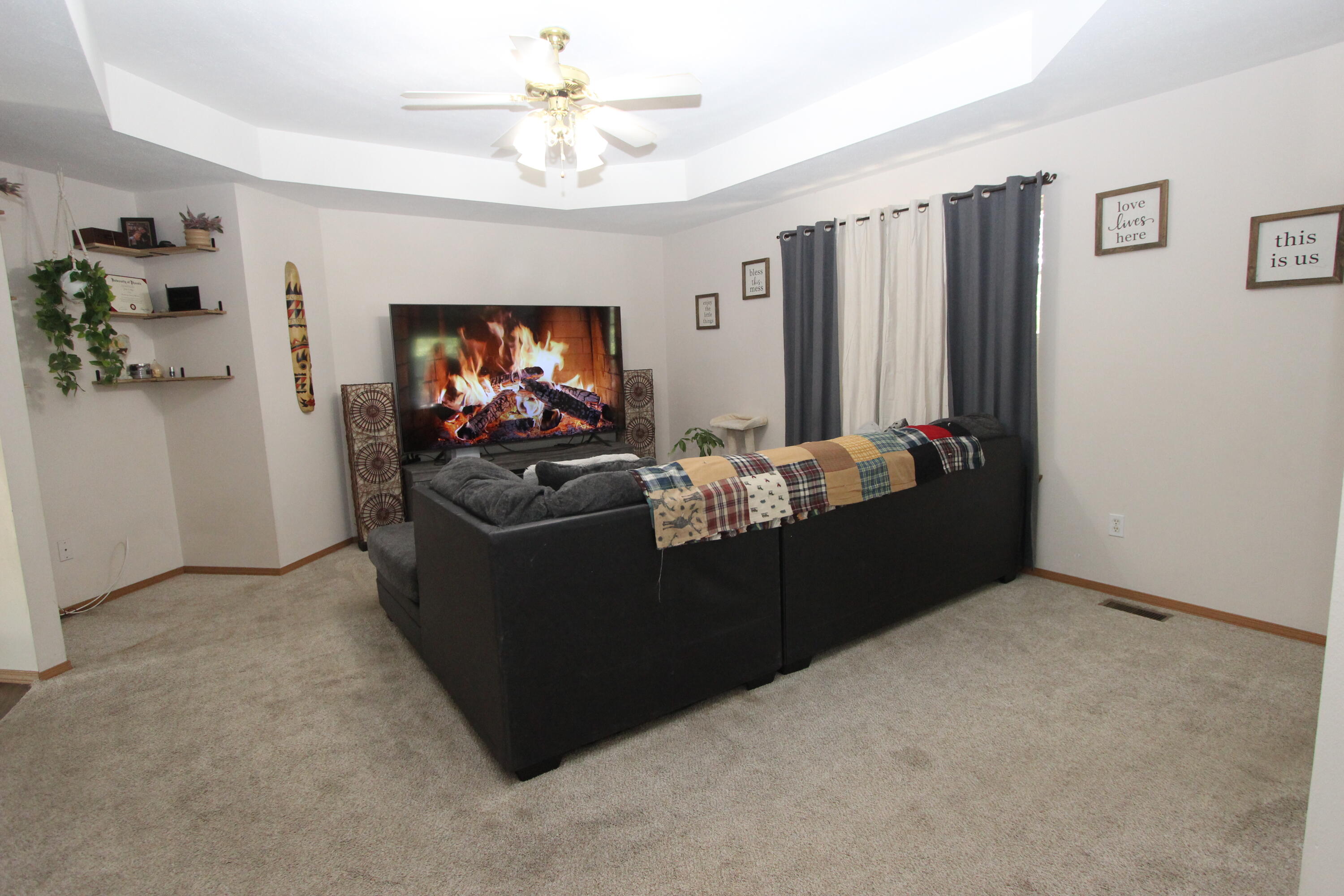 321 Shark Circle Property Photo 3