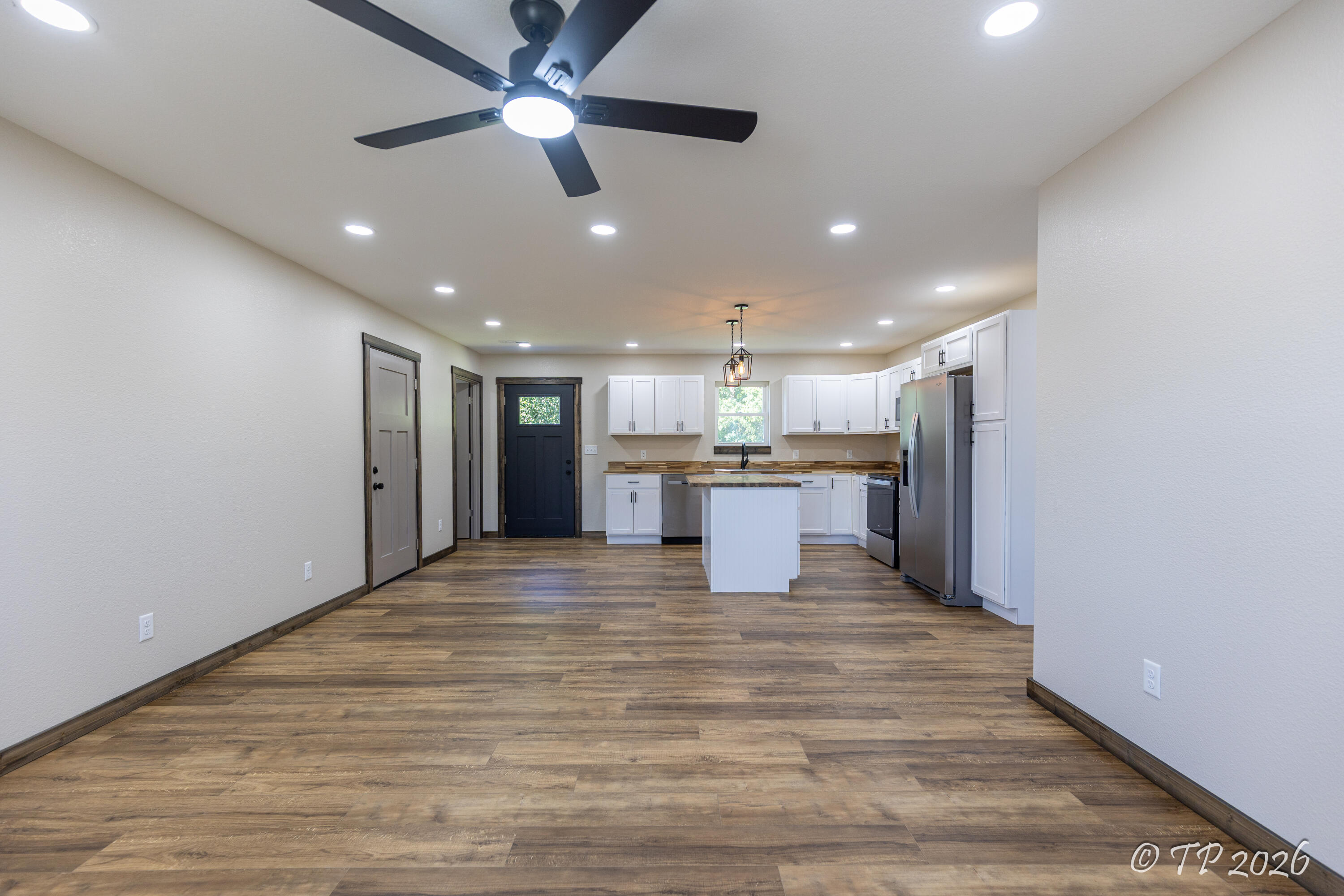 2415 Deatherage Avenue Property Photo 4