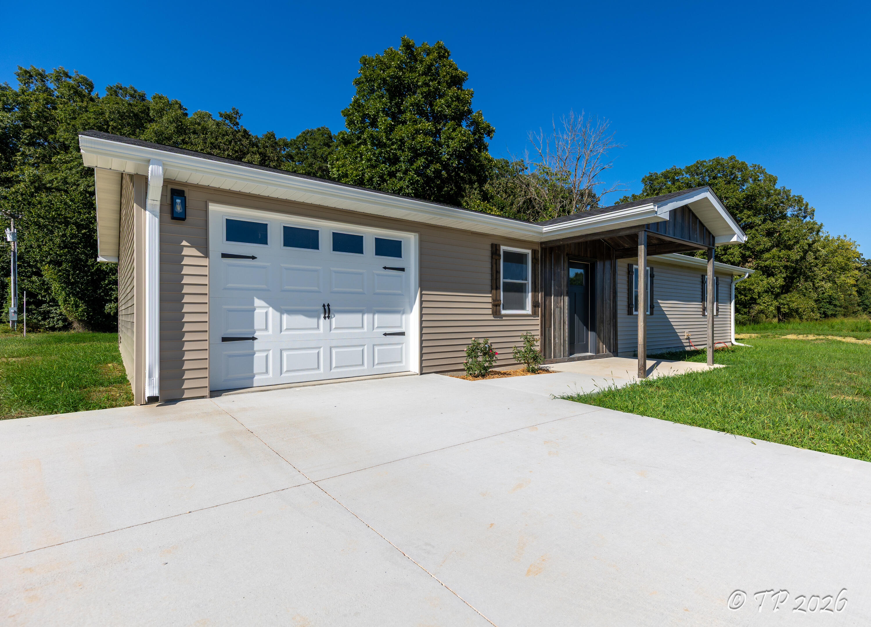 2415 Deatherage Avenue Property Photo 32