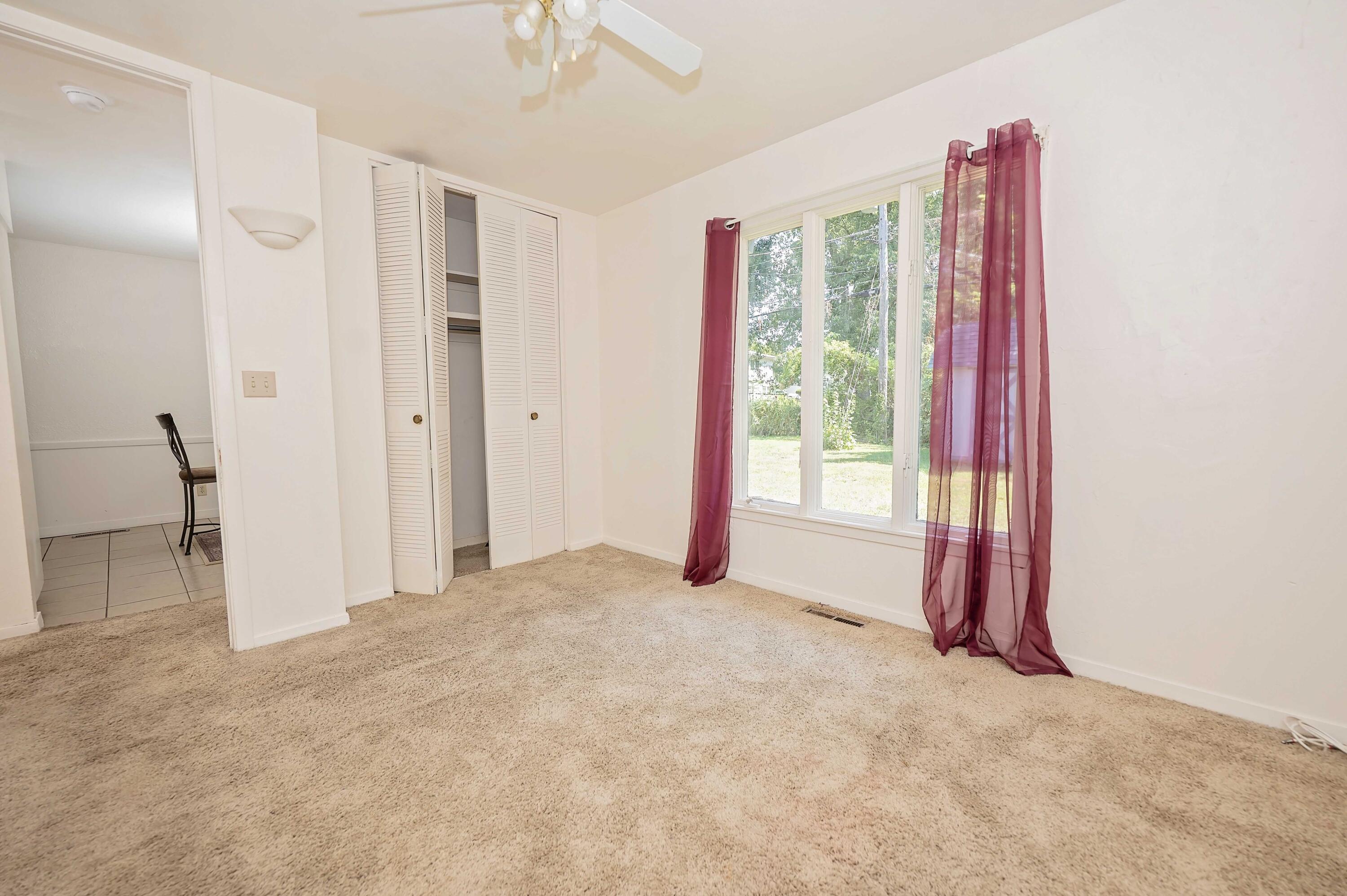 2516 South Weaver Avenue Property Photo 16