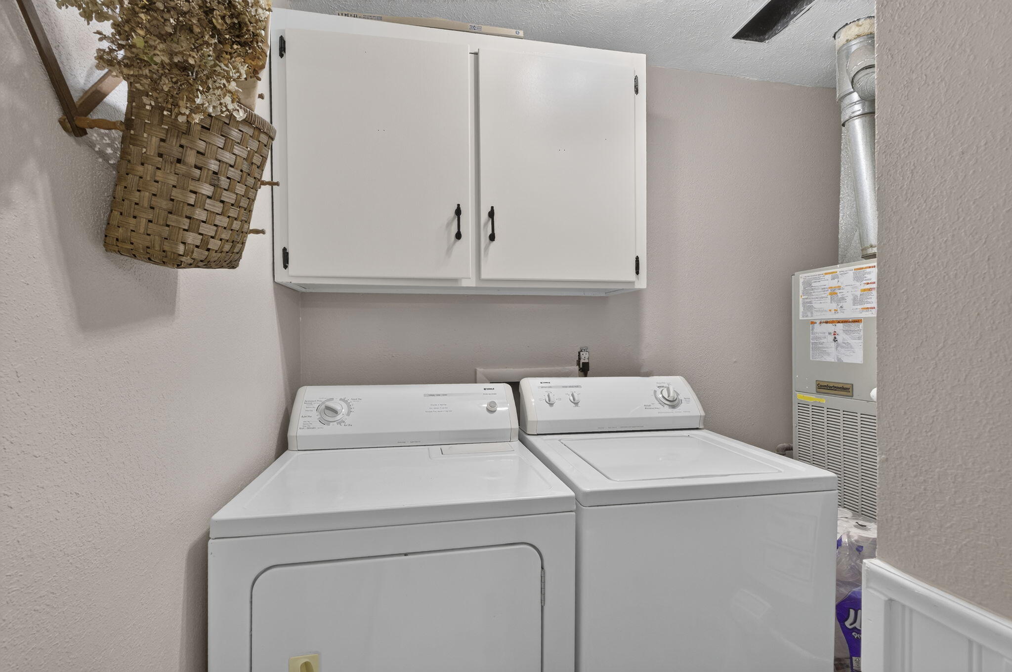 1112 East Mcclernon Street Property Photo 19