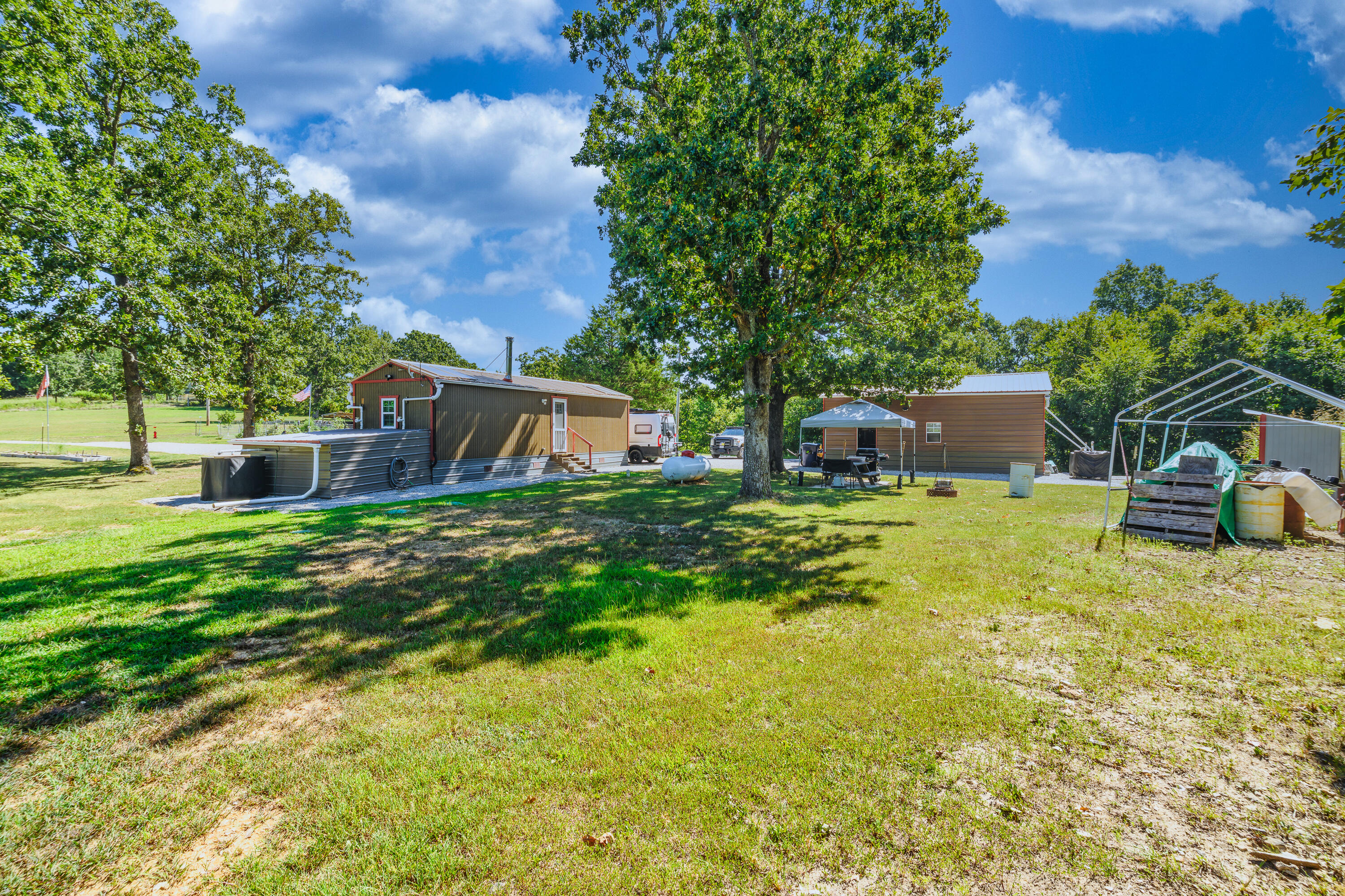 286 County Road 615b Property Photo 3