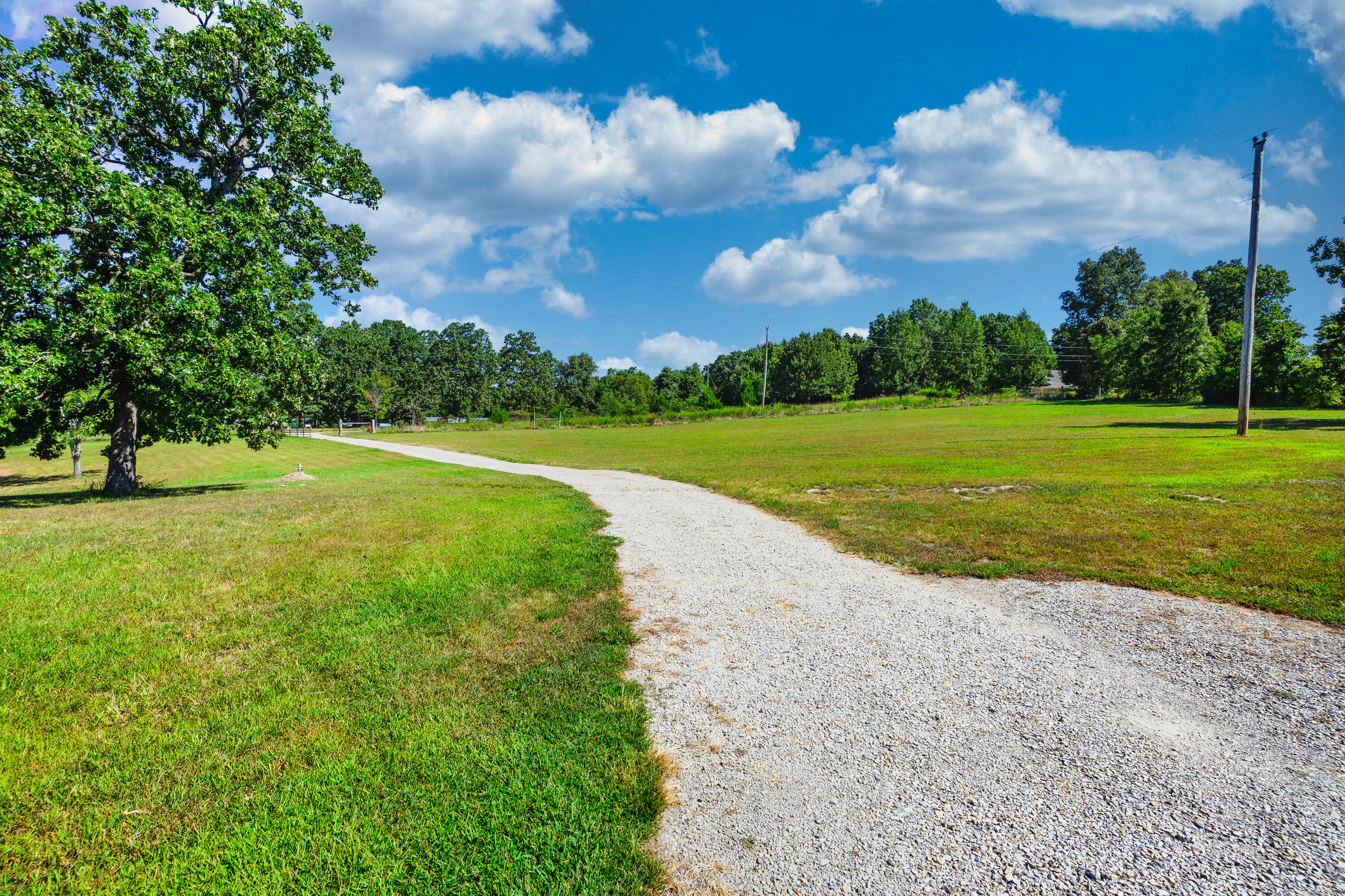 286 County Road 615b Property Photo 40