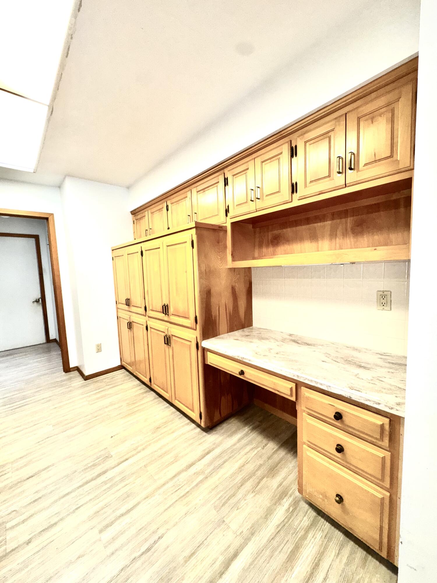 213 Wells Street Property Photo 16