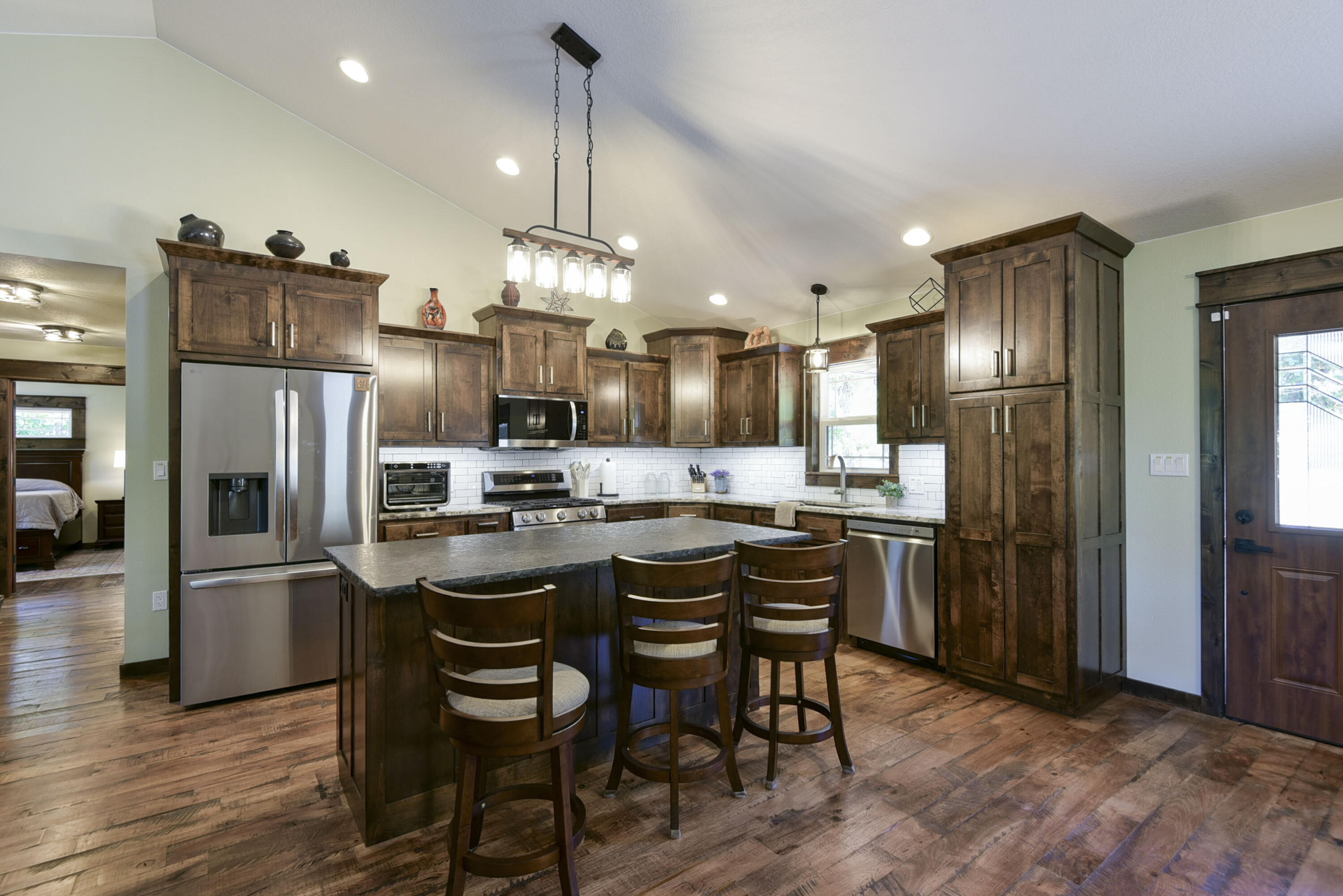 303 Bayshore Street Property Photo 12