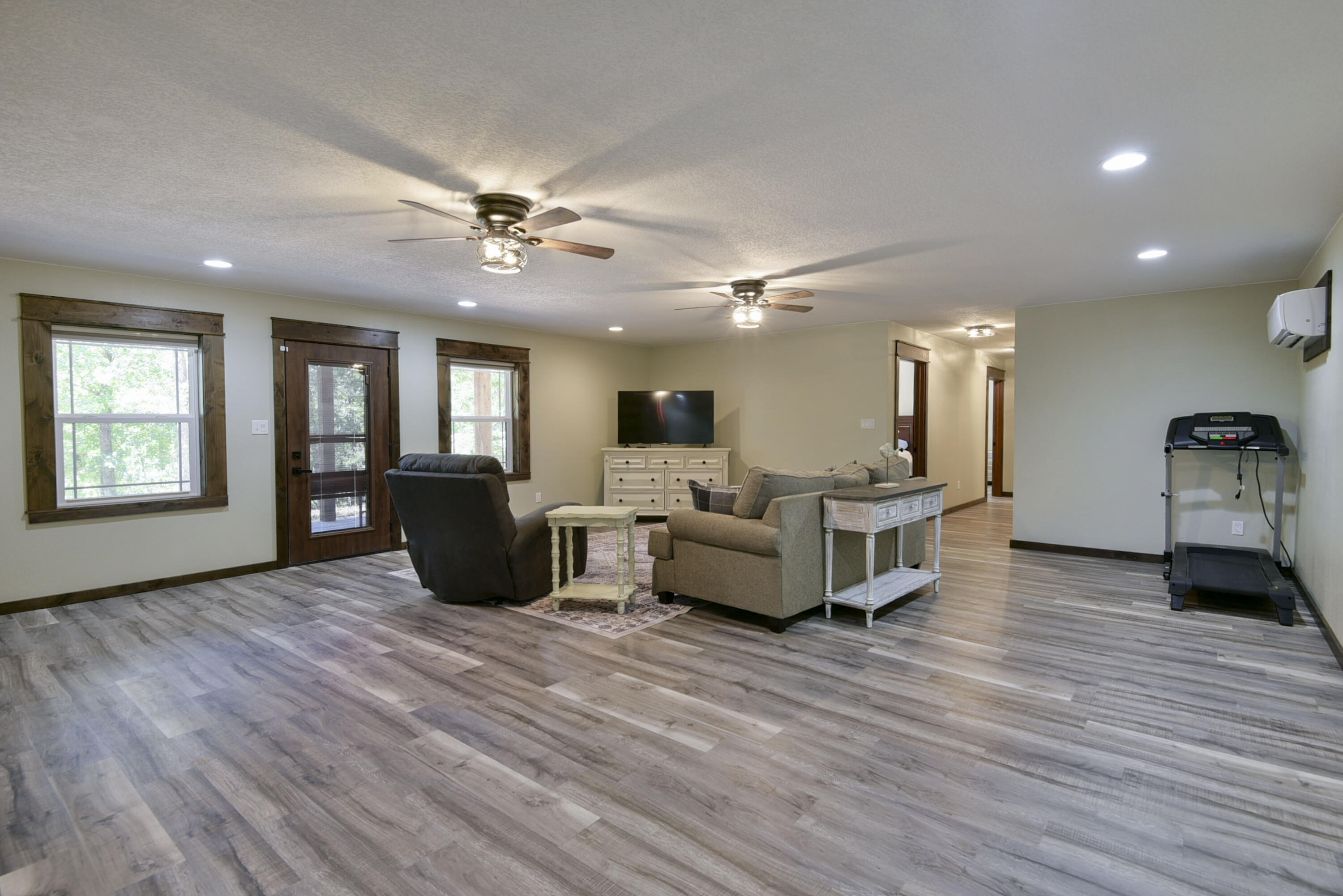 303 Bayshore Street Property Photo 29