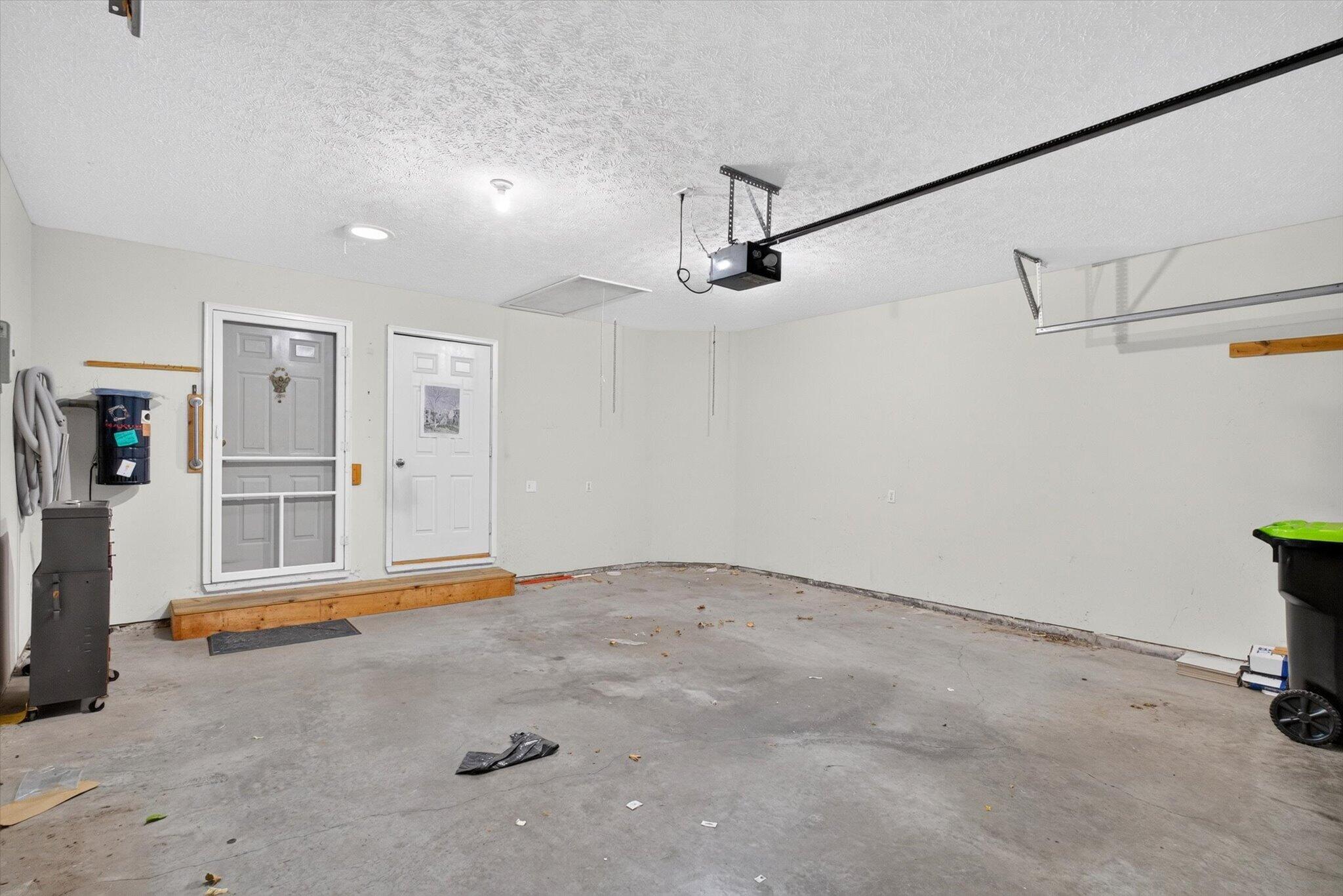 1333 West Edgewood Street Property Photo 27