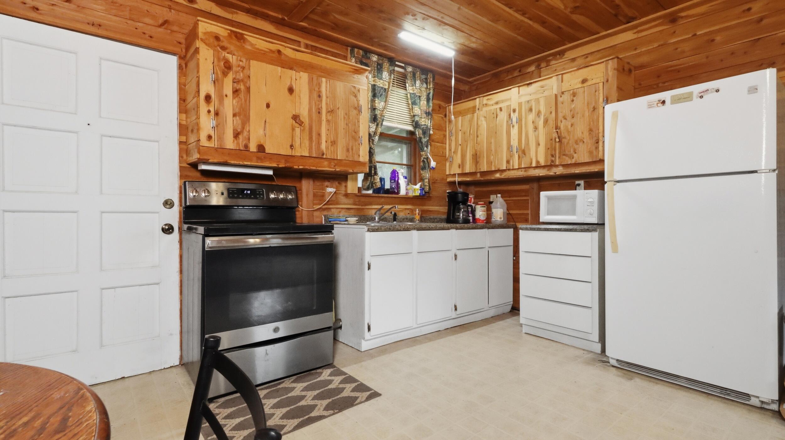5150 County Road 2910 Property Photo 7