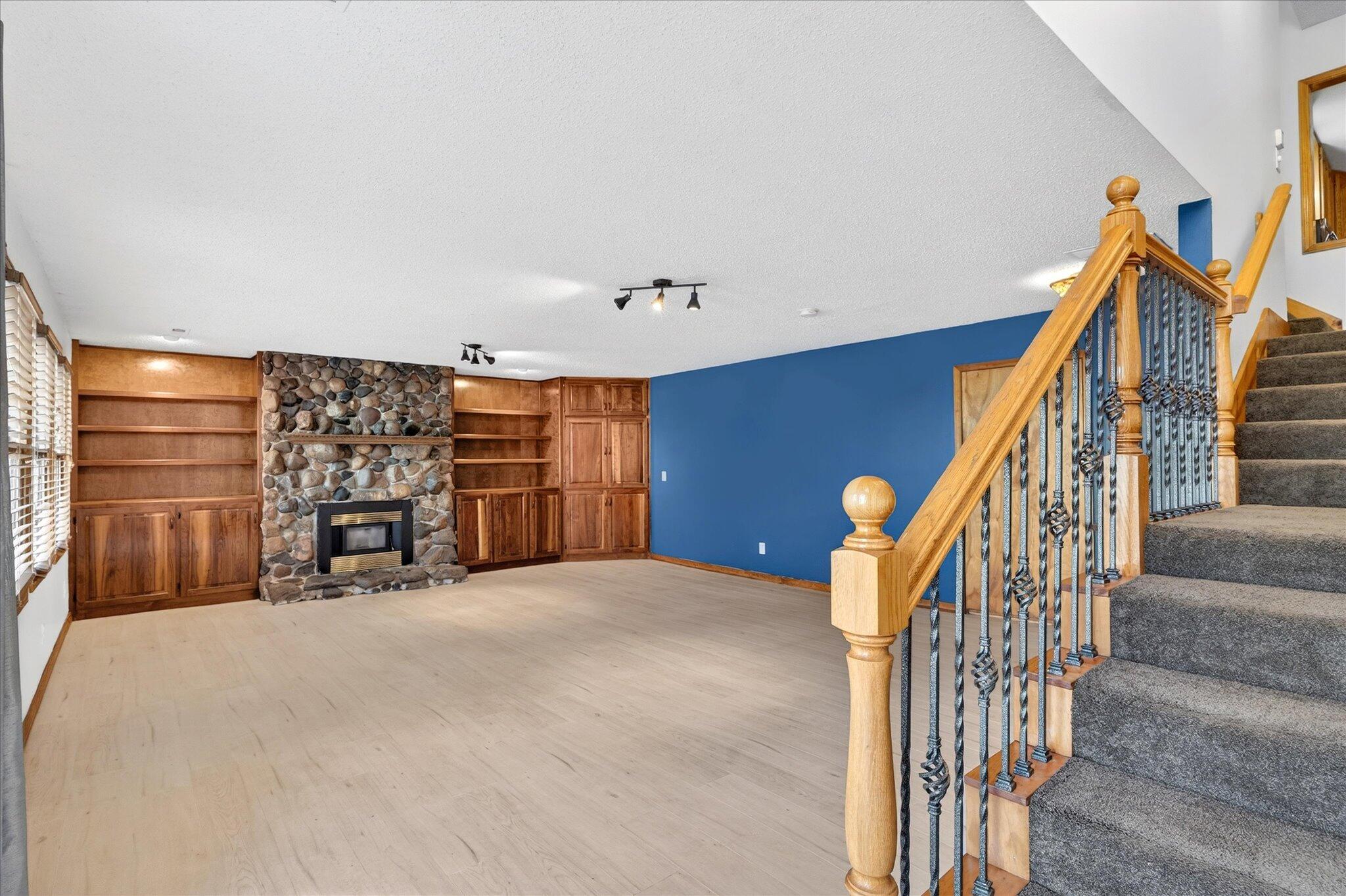 1345 East Walnut Street Property Photo 26