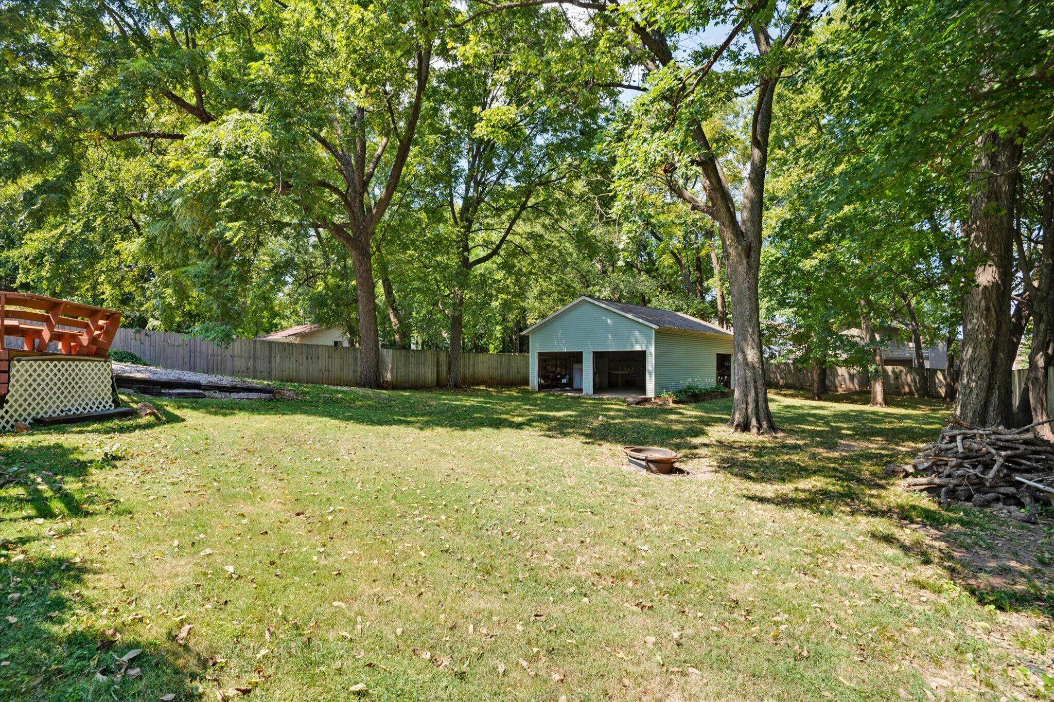 1345 East Walnut Street Property Photo 29