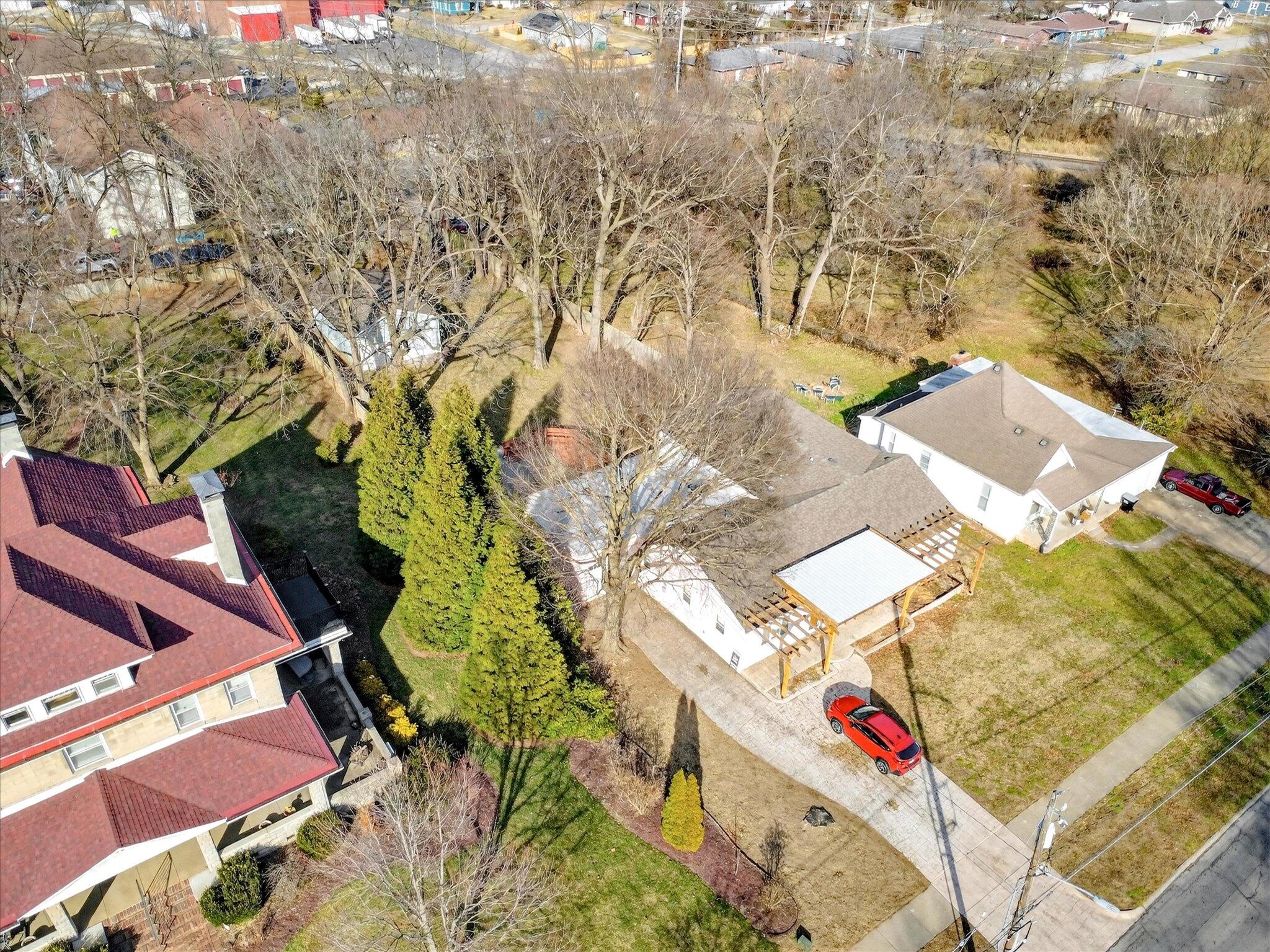 1345 East Walnut Street Property Photo 40