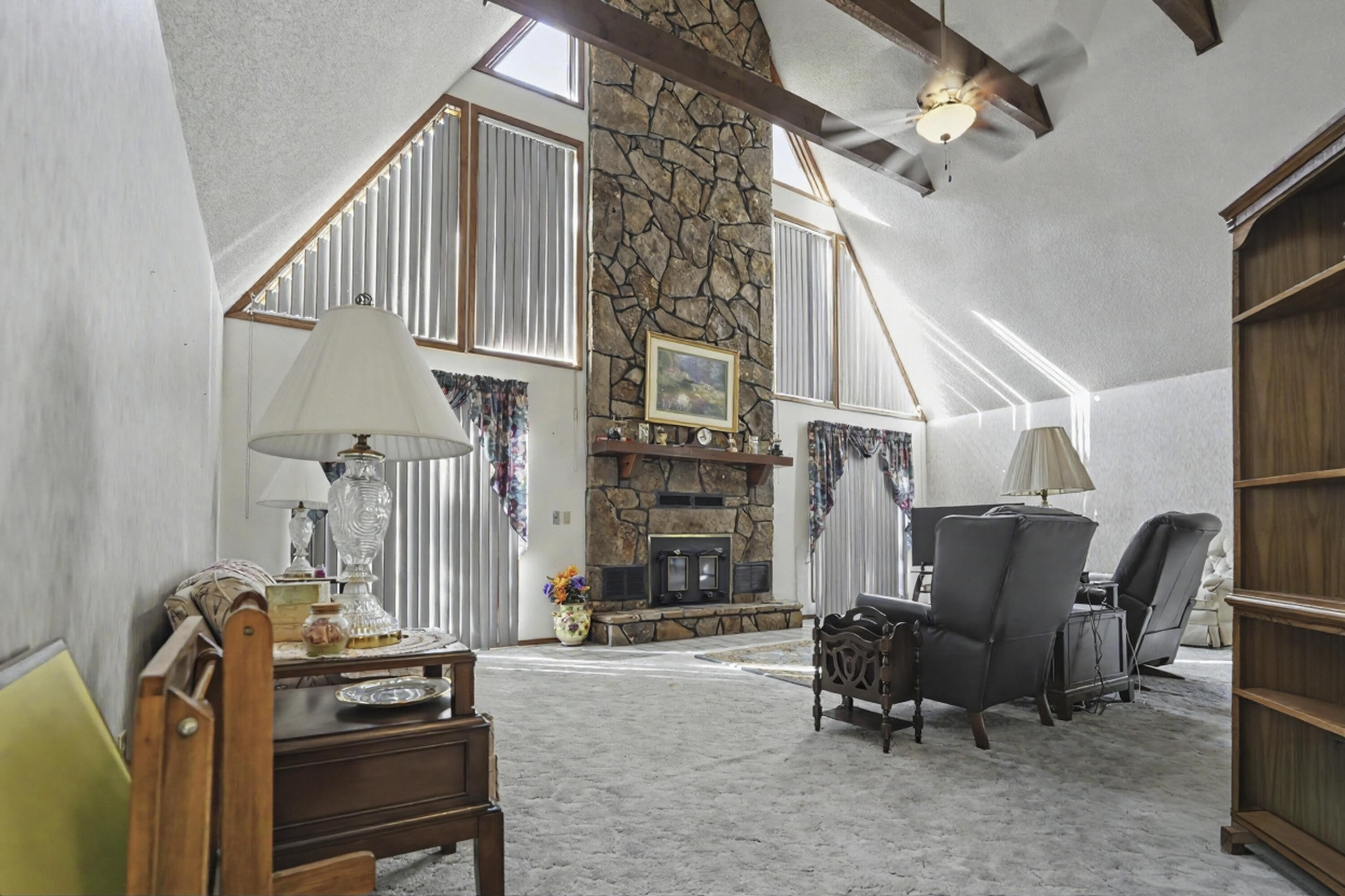 7 Scottsdale Circle Property Photo 14