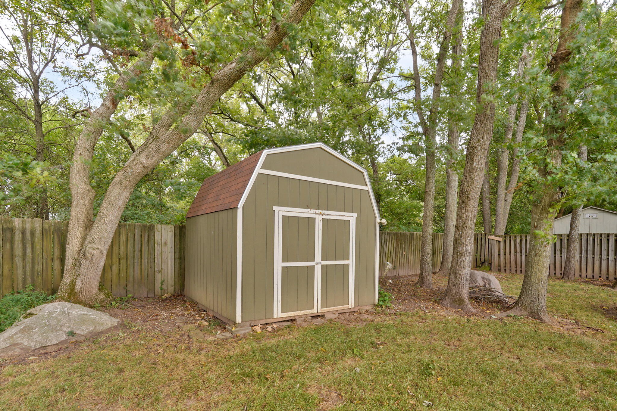 725 South Christopher Avenue Property Photo 33